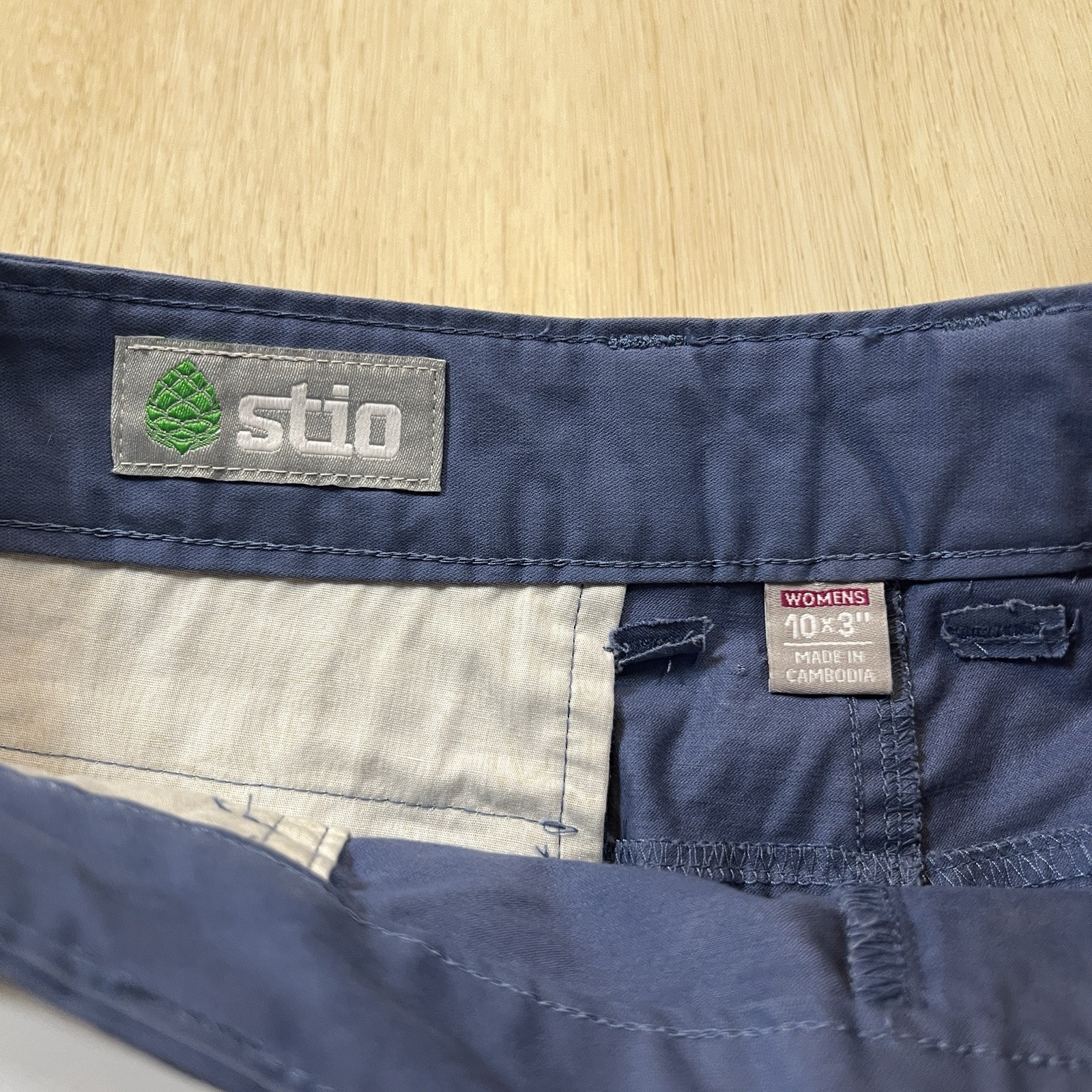 NWT Stio Women’s 10 Rivet Twill Shorts 3″ Inseam Cotton Slate Blue Flat Front