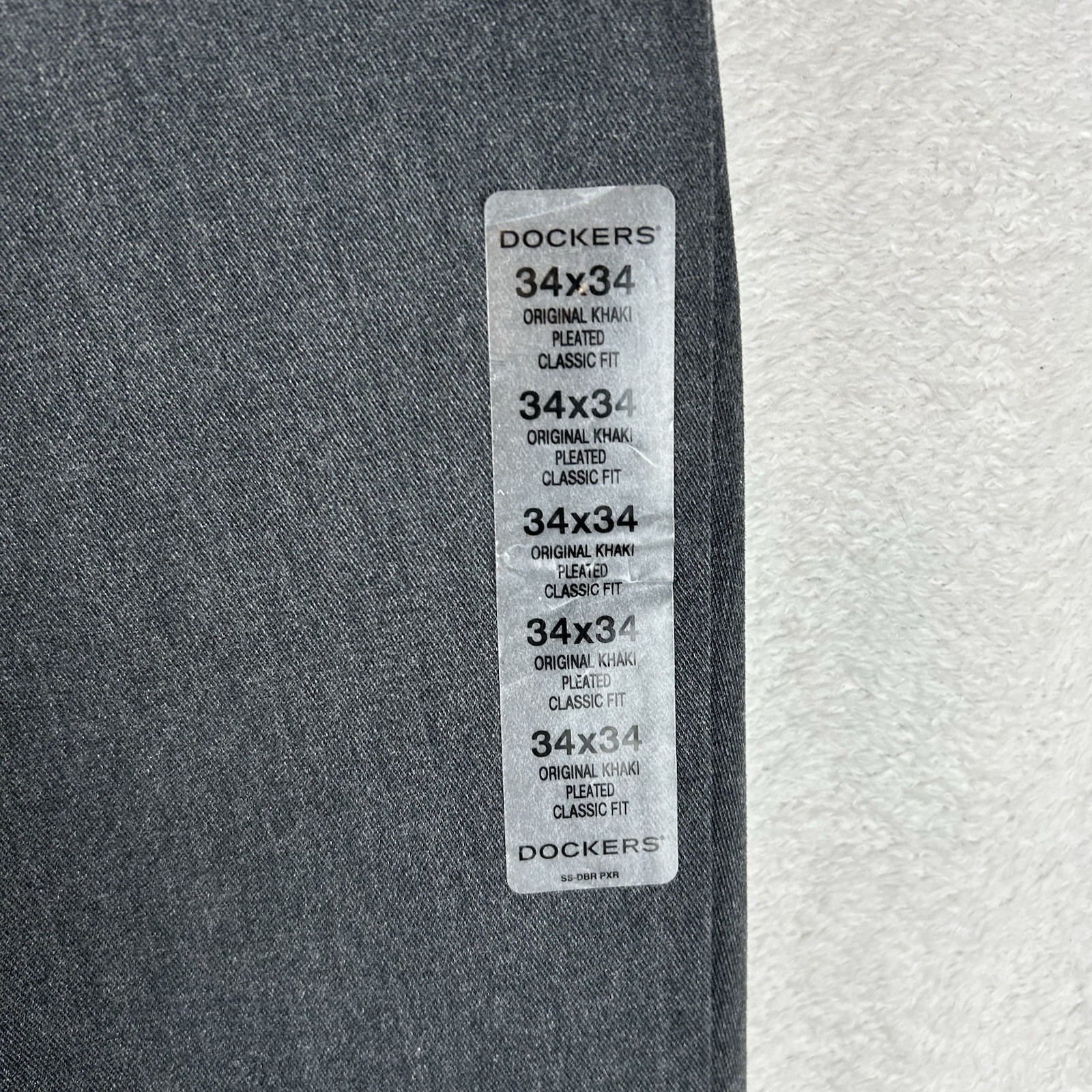 Dockers Pants Mens 34X34 Gray Cotton Pleated Classic Fit Original Khaki NWT