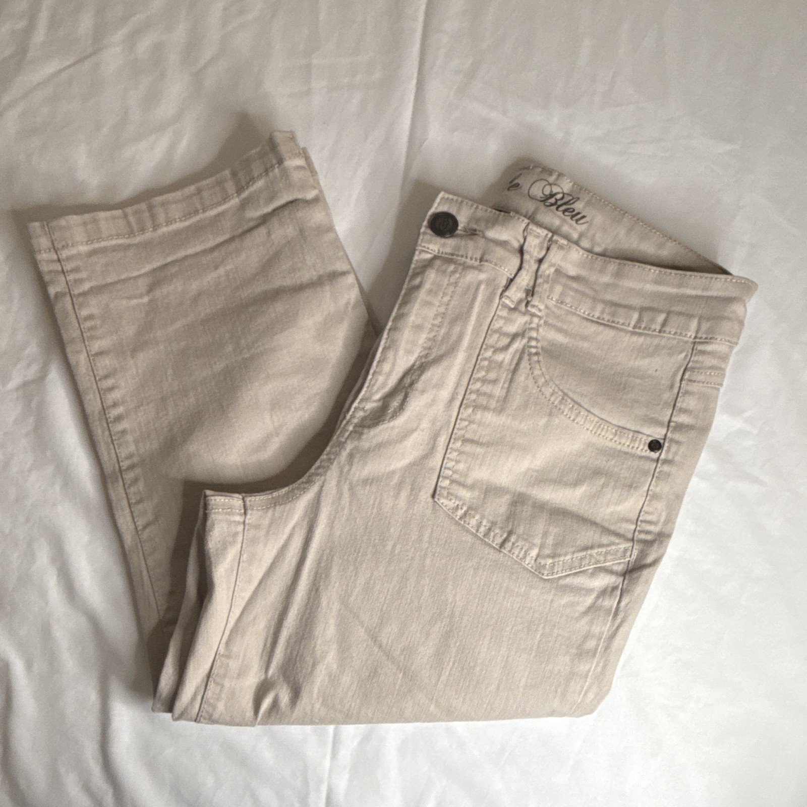 Code Bleu Women’s Beige Solid Capri Pants Cotton Spandex Stretch Size 10