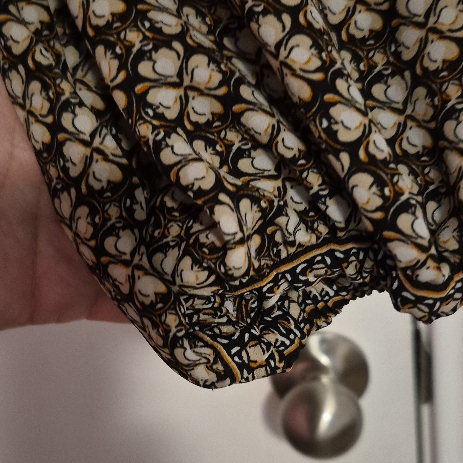 Max Studio Boho Geometric Clover Print Blouse XL Balloon Sleeve Button Up Top