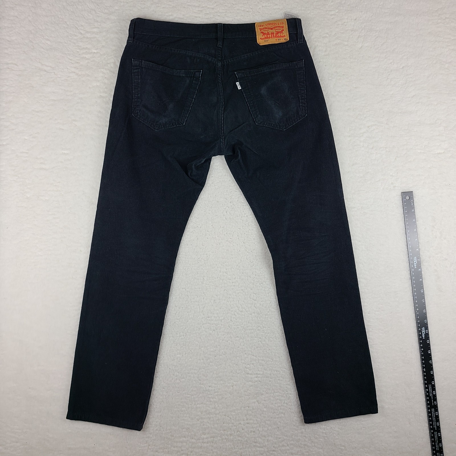 Levi’s 502 Pants Mens 32×30 Black Tapered Fit Corduroy