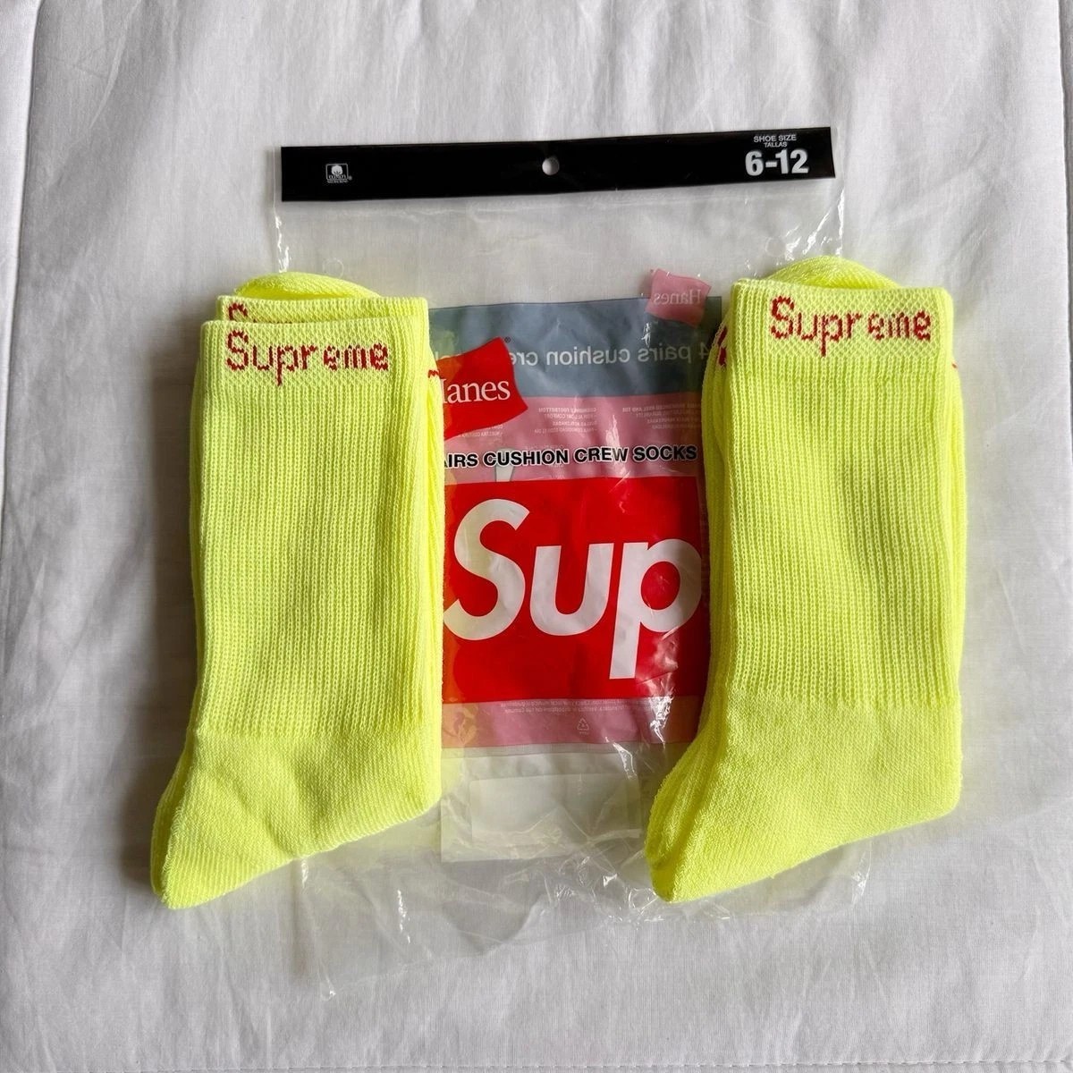 Supreme x Hanes Crew Socks Yellow 4 Pack Size 6-12 NWT Streetwear
