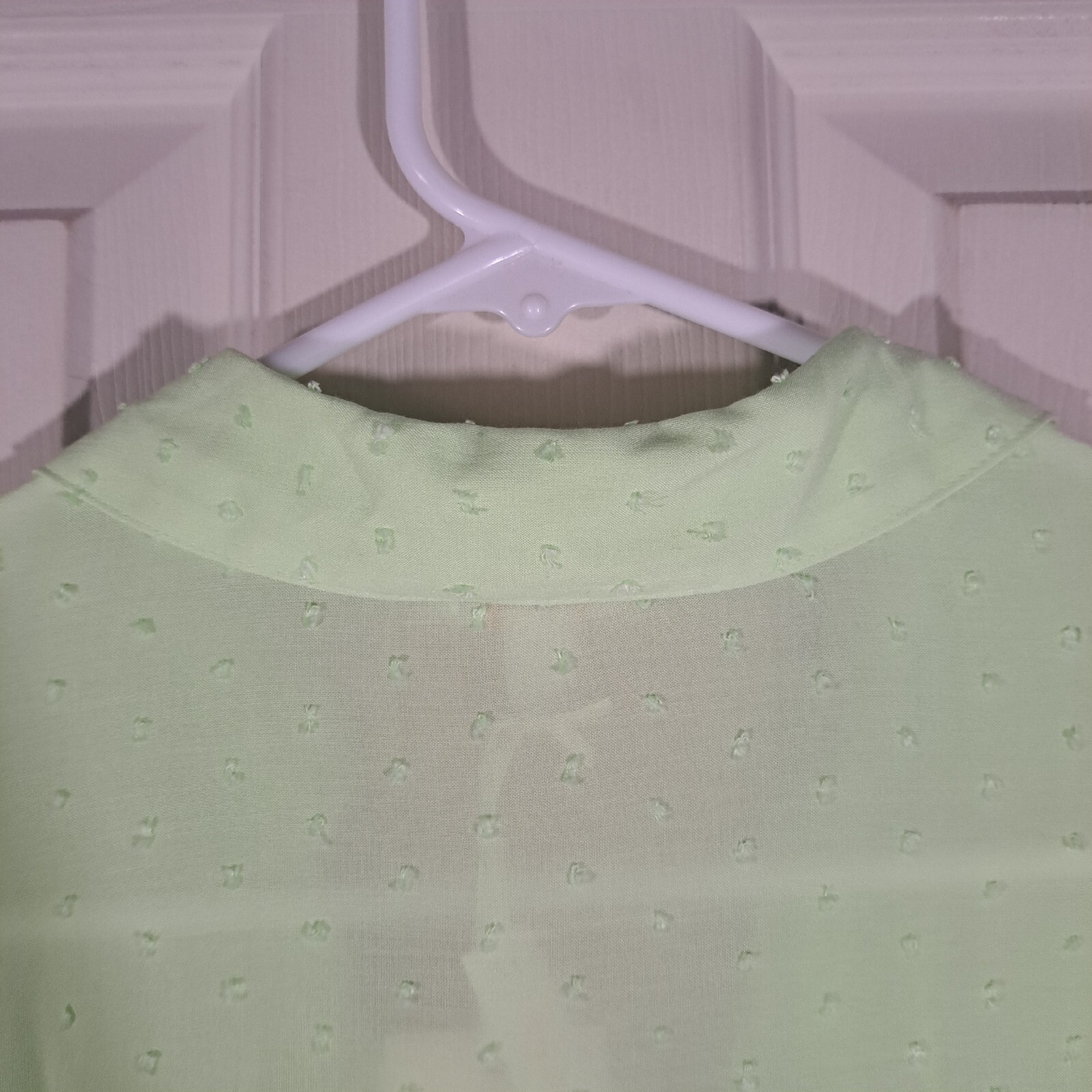 Candies Button Up Shirt Womens Size XS Green Cuffed Textured Sheer NWT $38.00