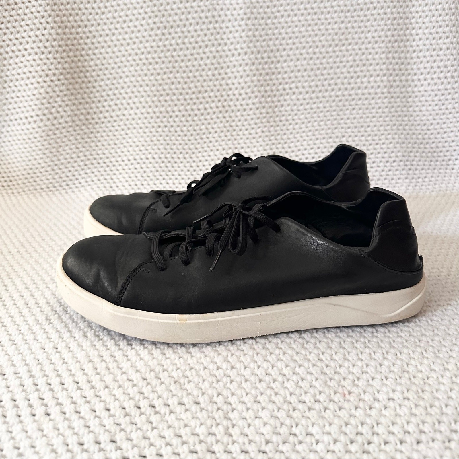 OluKai Onyx Black Leather Lae’Ahi Li ‘Ili Lace Up Low Top Sneakers Men Size 12