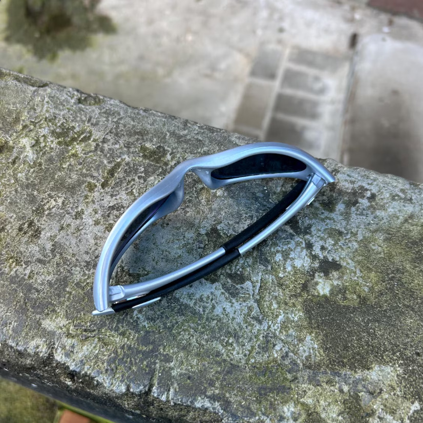 Vintage Oakley Minute Sunglasses Sliver Frame Red Lenses Y2K Gorpcore