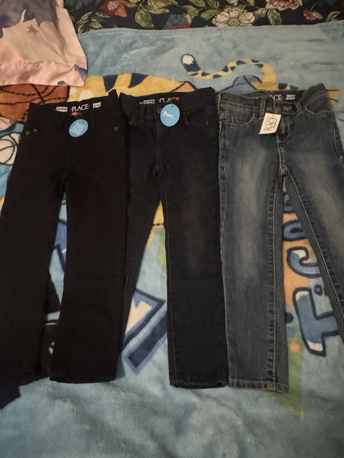 The Children’s Place Girls Skinny Stretch Denim Jeans Slim Fit Size 4 Black 3