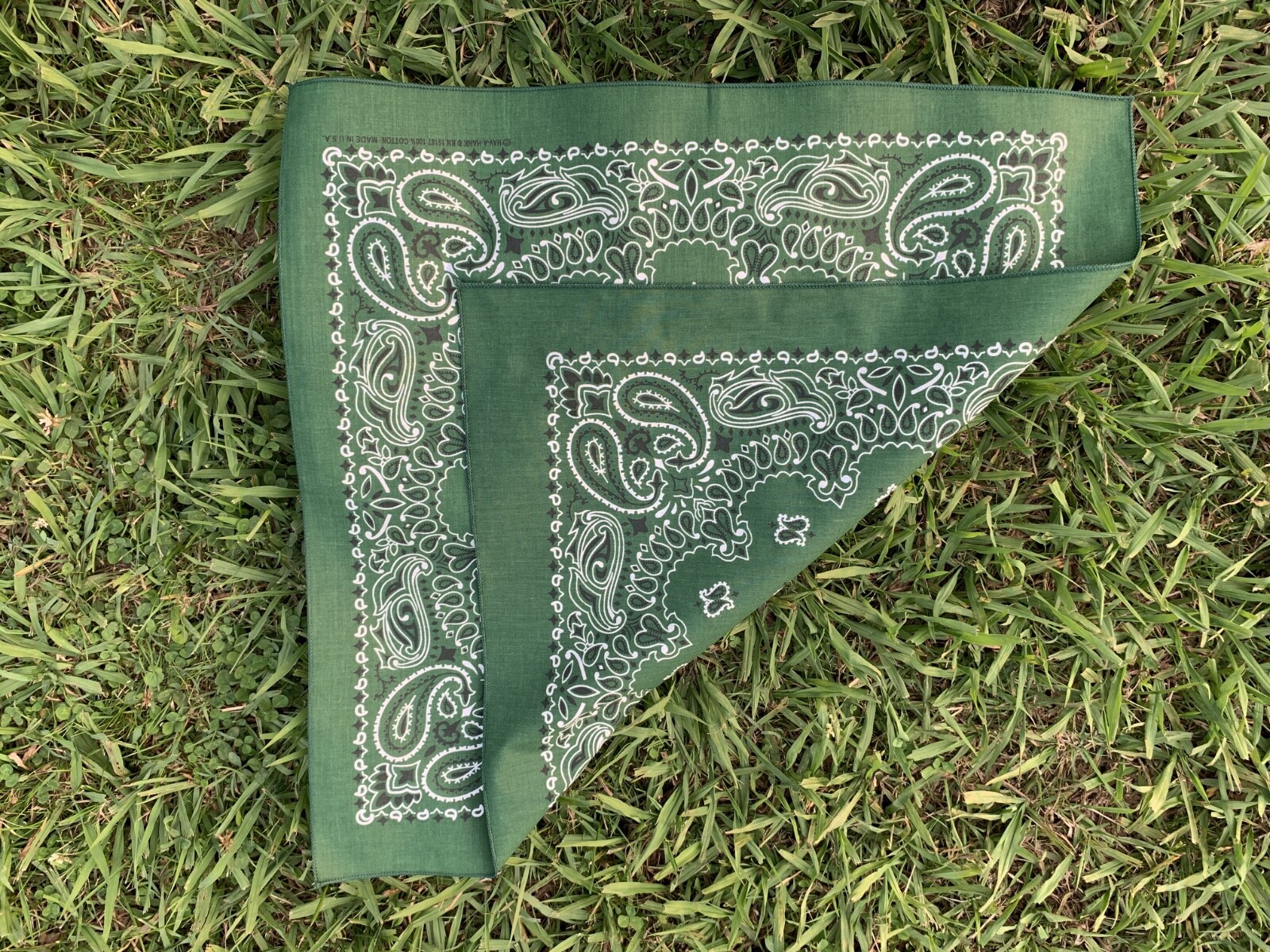 Hunter Green Paisley 22×22 Bandanna, Made in USA, great for crafts customes