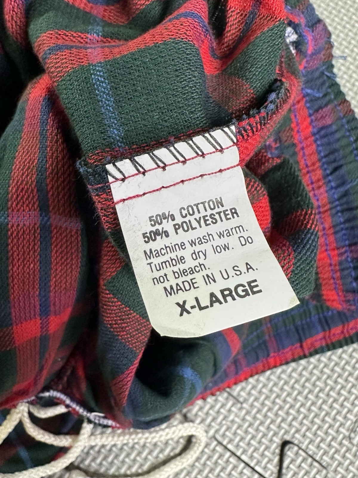 Vtg 80s 90s Plaid Shorts Drawstring Pockets Multicolor Cotton Polyester Made USA
