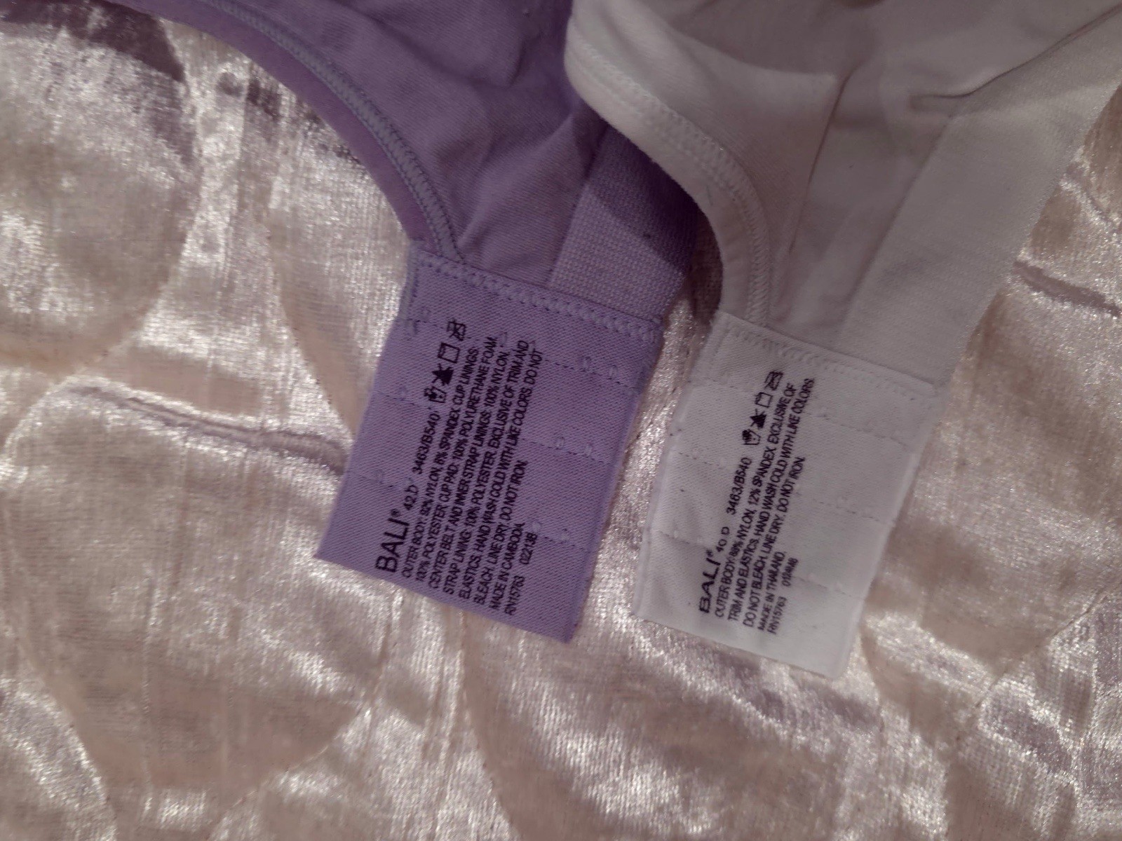 Bali 42D T-Shirt Bras Set Purple & White Adjustable Straps Lightly Lined