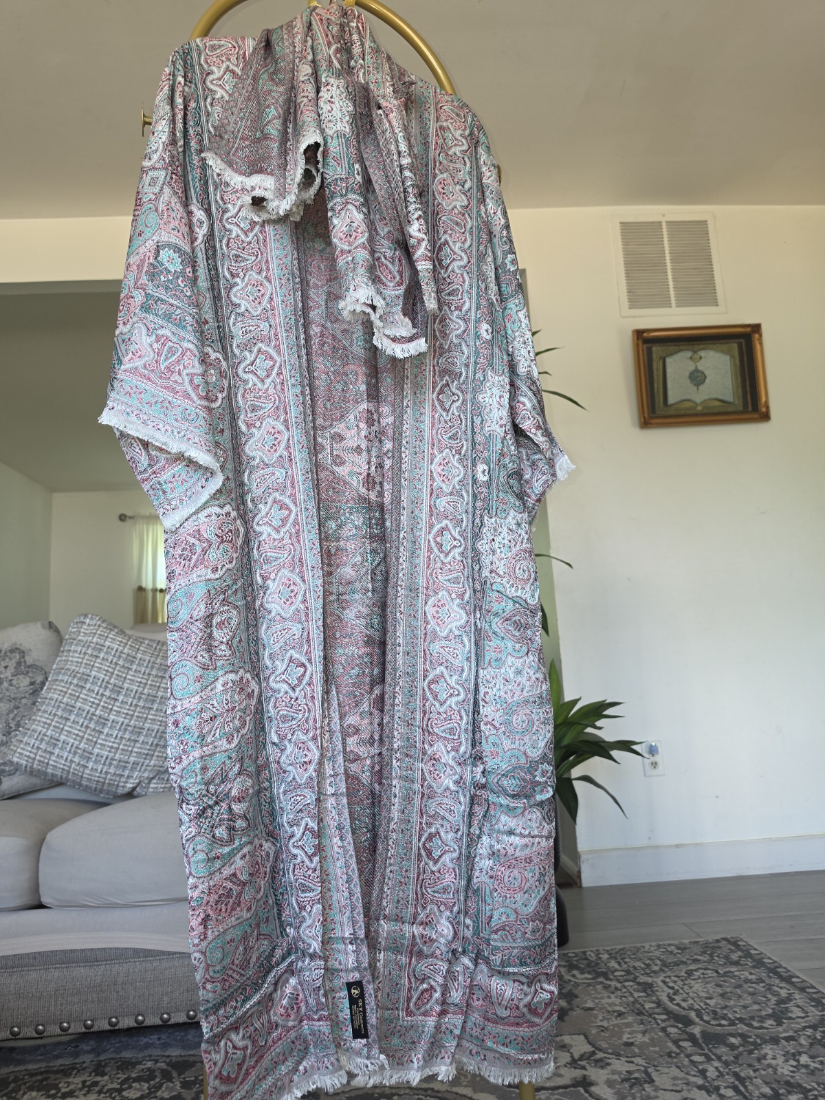 Pashmina ABAYA with scarf.size 50. ( NO RETURNS ACCEPTED SALES ARE FINAL)