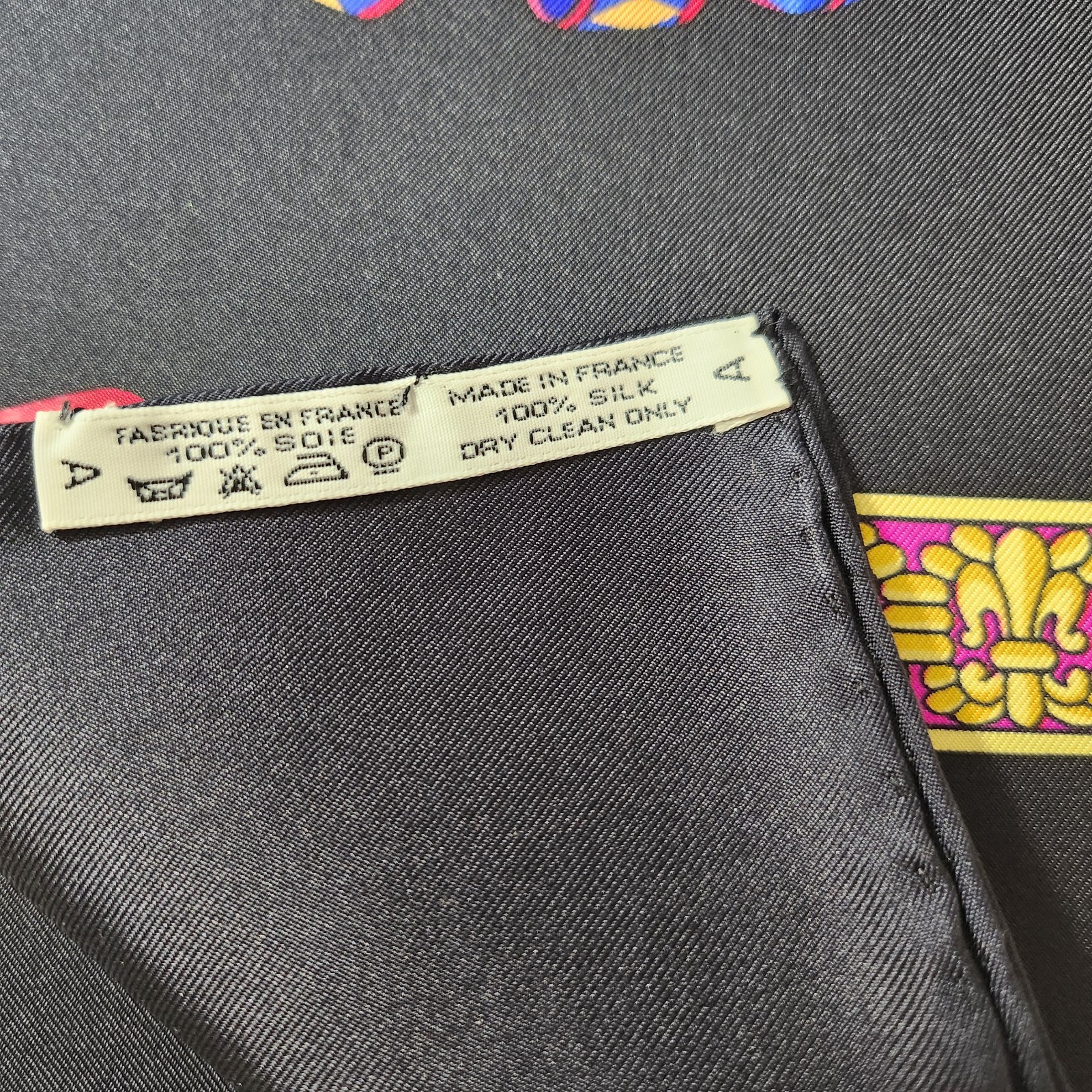 HERMÈS Vintage Silk Scarf LES RUBANS DU CHEVAL Black, never used, original box