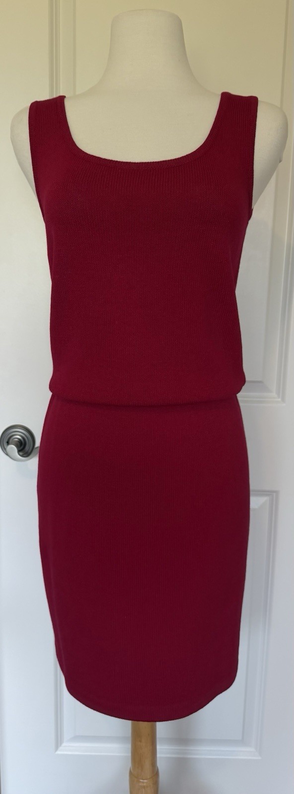 St. John Women’s 3pc Knit Skirt Suit Set Pink Solid Jacket Skirt Top sz 12