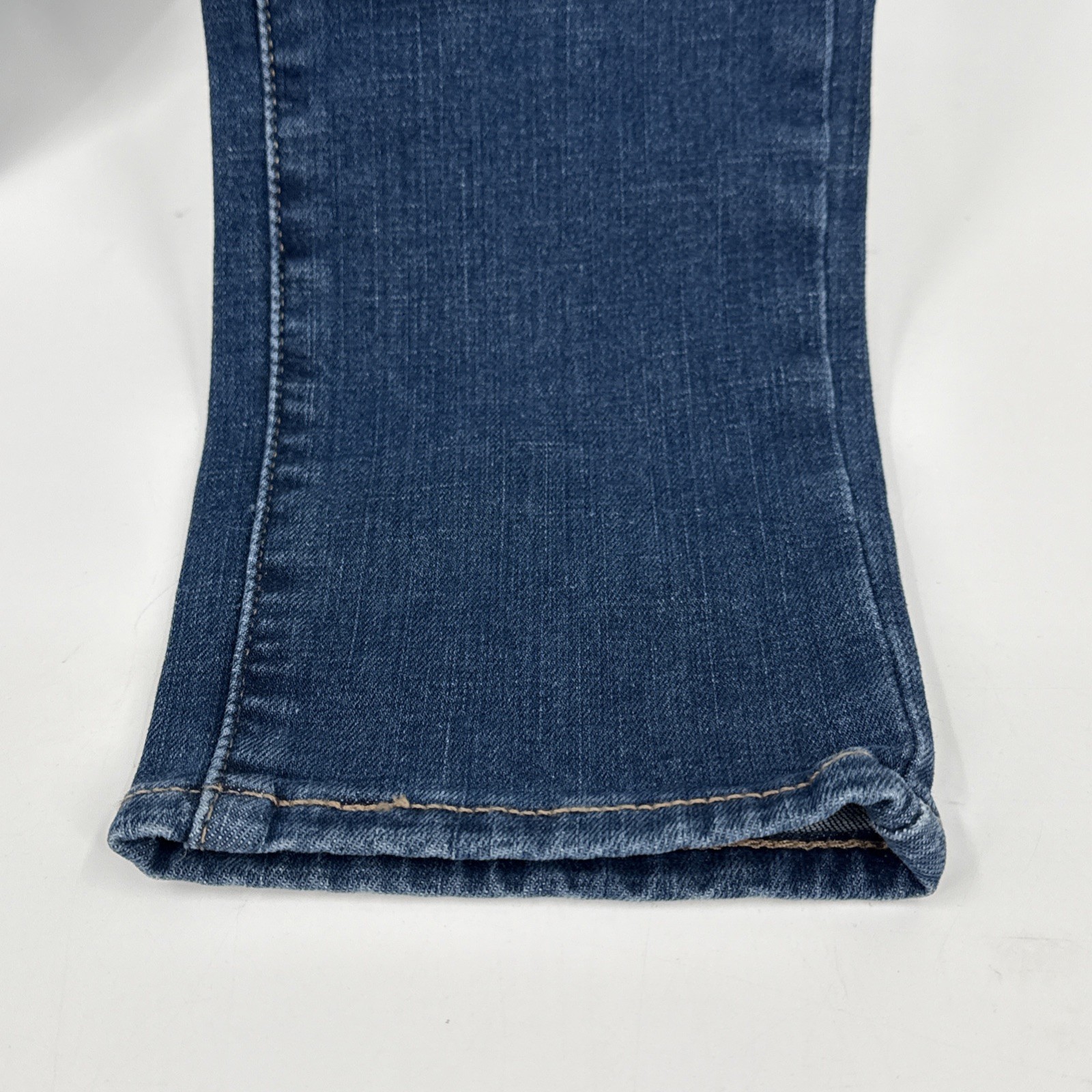 Levi’s Women’s 311 Shaping Skinny Mid Rise Stellar Strech Jeans 27 x 30