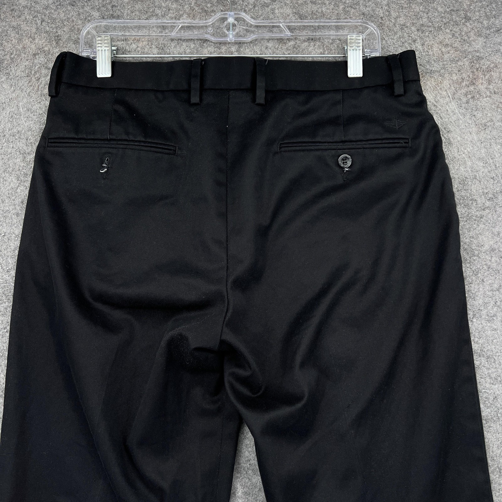 Dockers Chino Pants Mens 33×30 Black Signature Khaki Slim Fit Flat Front