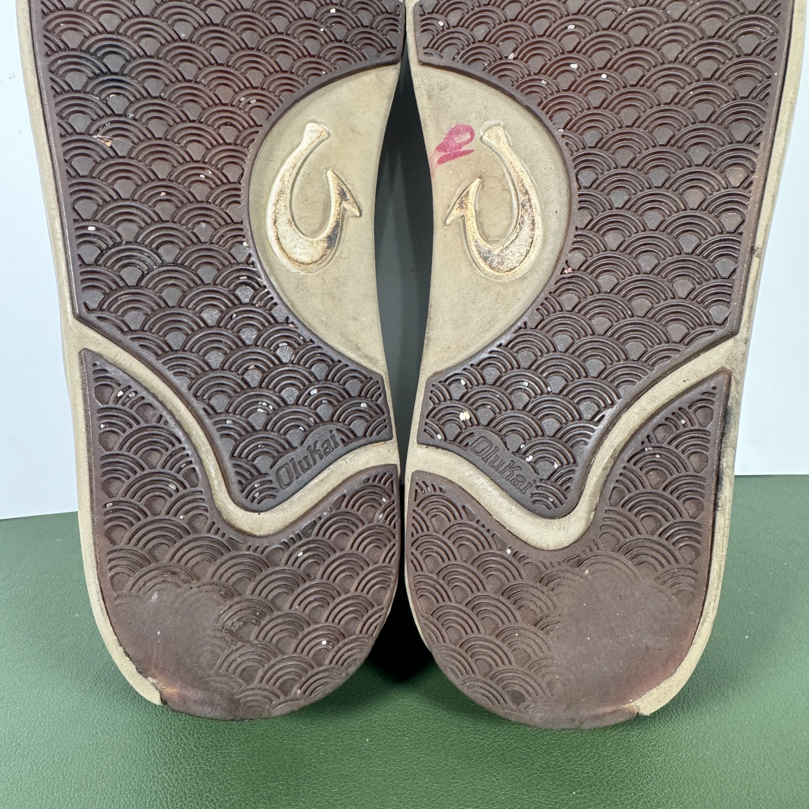 OLUKAI Lae’ahi Lauhala Men Size 10.5 M Dark Brown Woven Leather Slip On Shoes