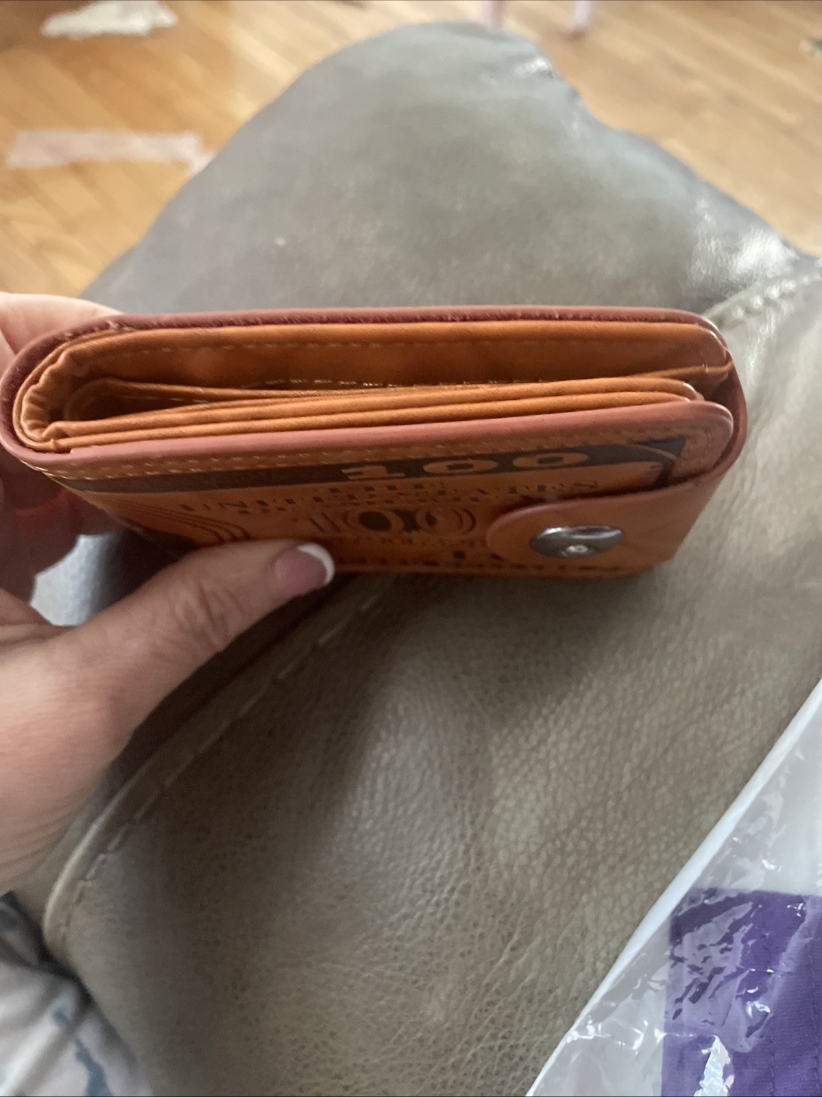 Mens Novelty $100 Bill Wallet Tan Faux Leather Bi Fold Snap Closure