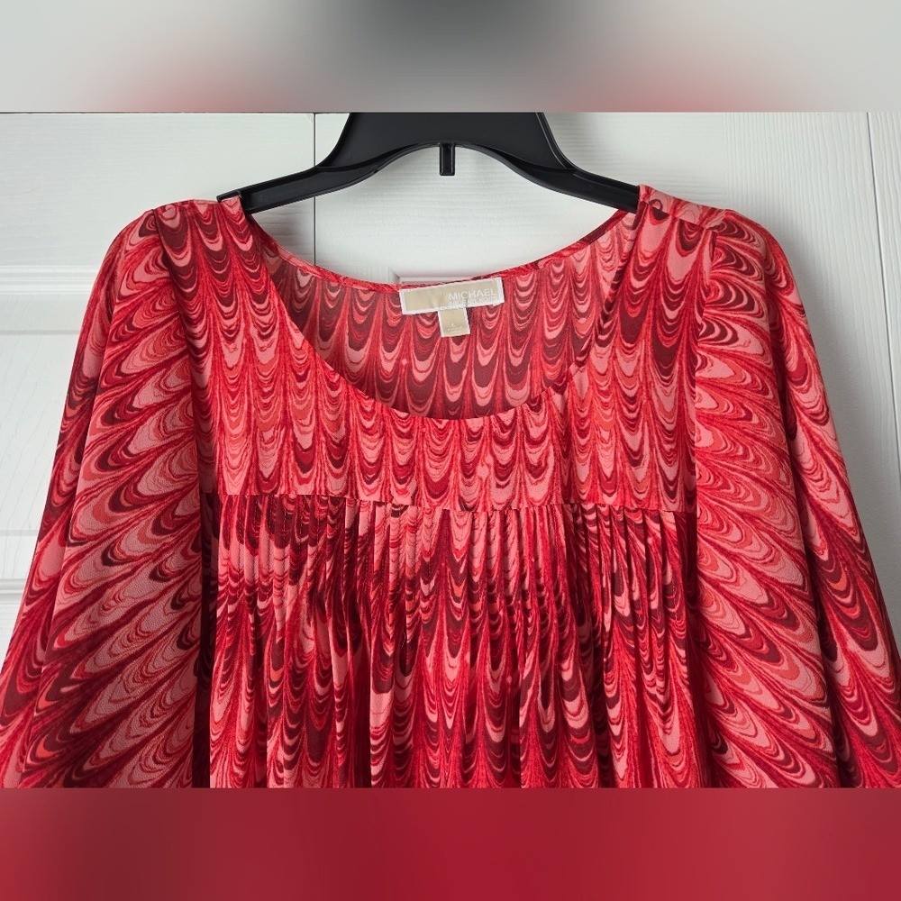 MICHAEL Michael Kors Red Swirl Blouse Size L
