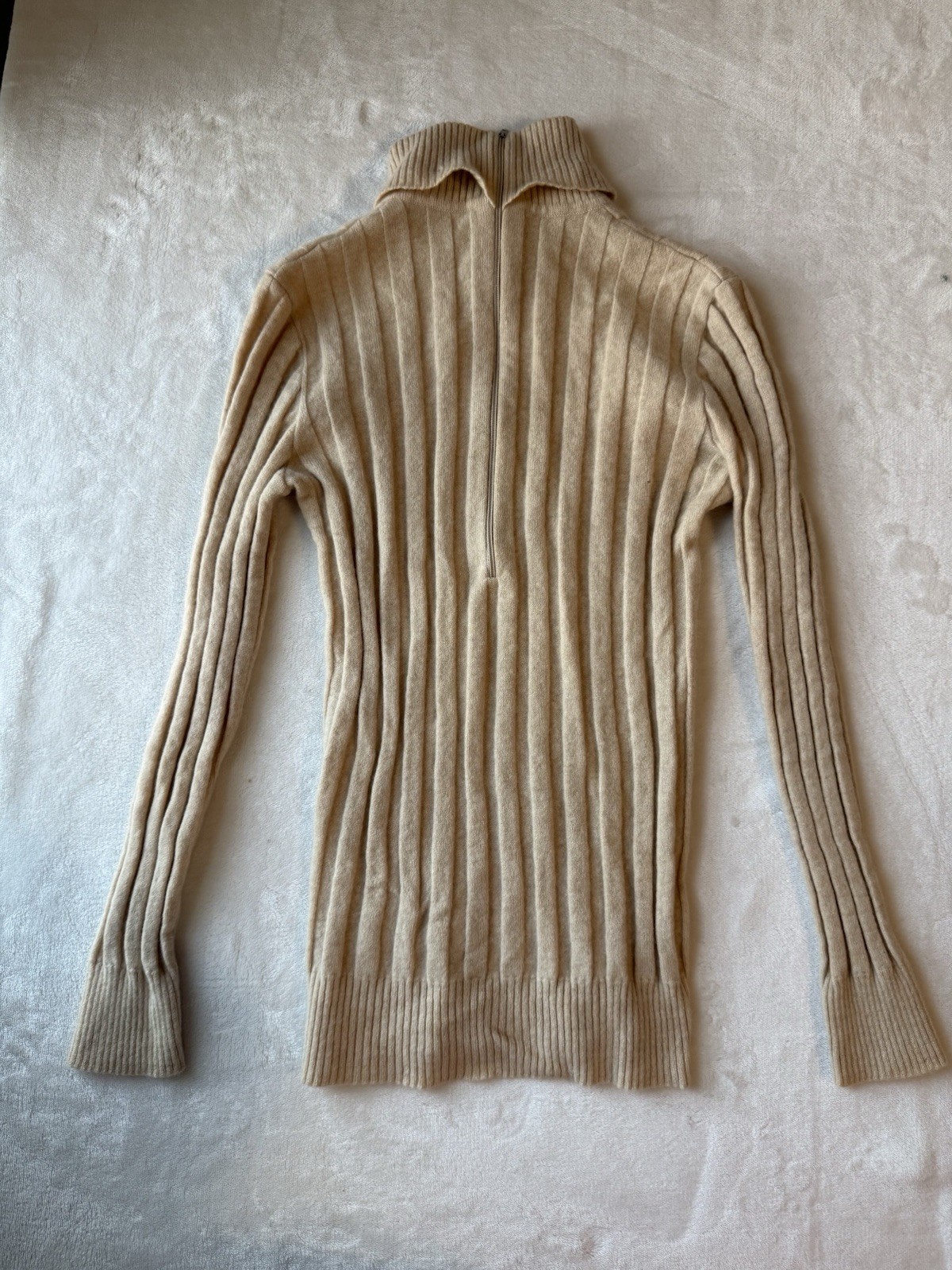 DALTON 100% VIRGIN CASHMERE ZIP BACK CLOSURE SWEATER SIZE XS Beige