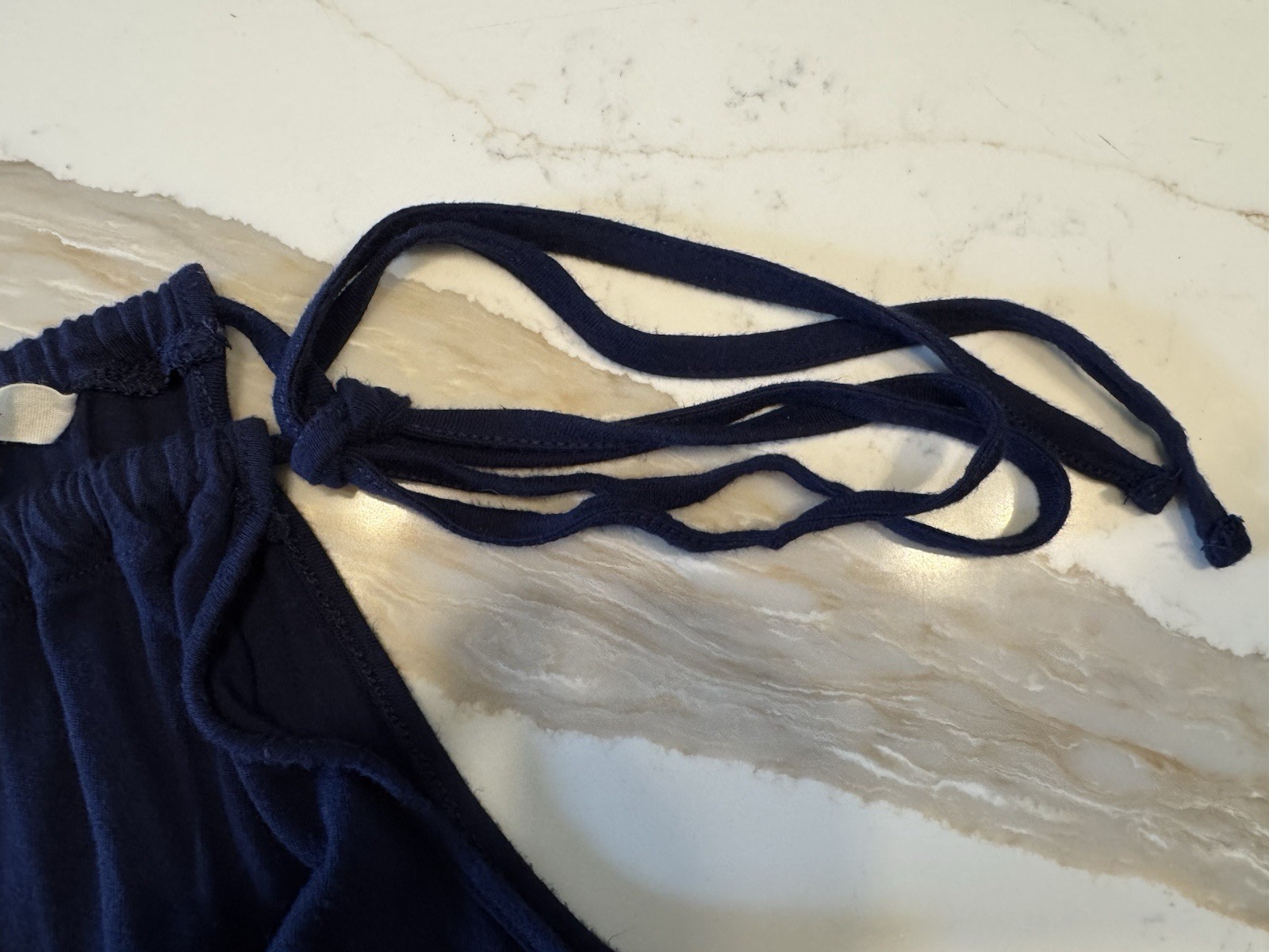 Old Navy Navy Blue Sleeveless Rayon Tie Neck Blouse Top Women’s Medium M