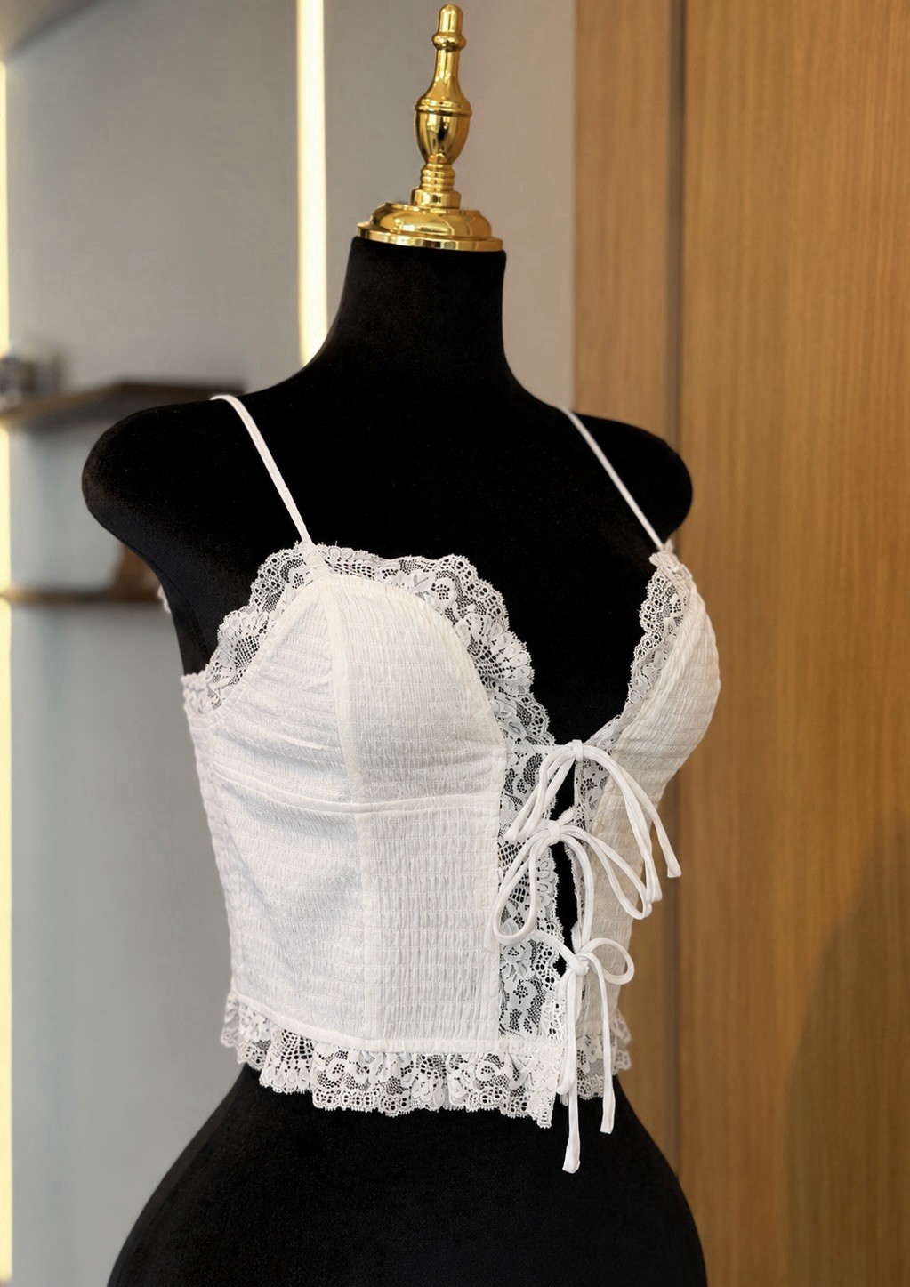 Astr The Label Coquette Lace Tie Front Cami | Angel Muse