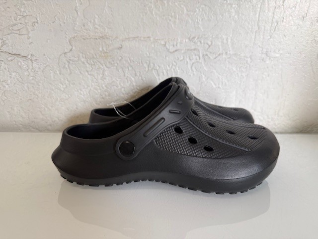 Trooper America Unisex-Adult KC-004 EVA Clogs, Black – Size Men 4 / Women 6