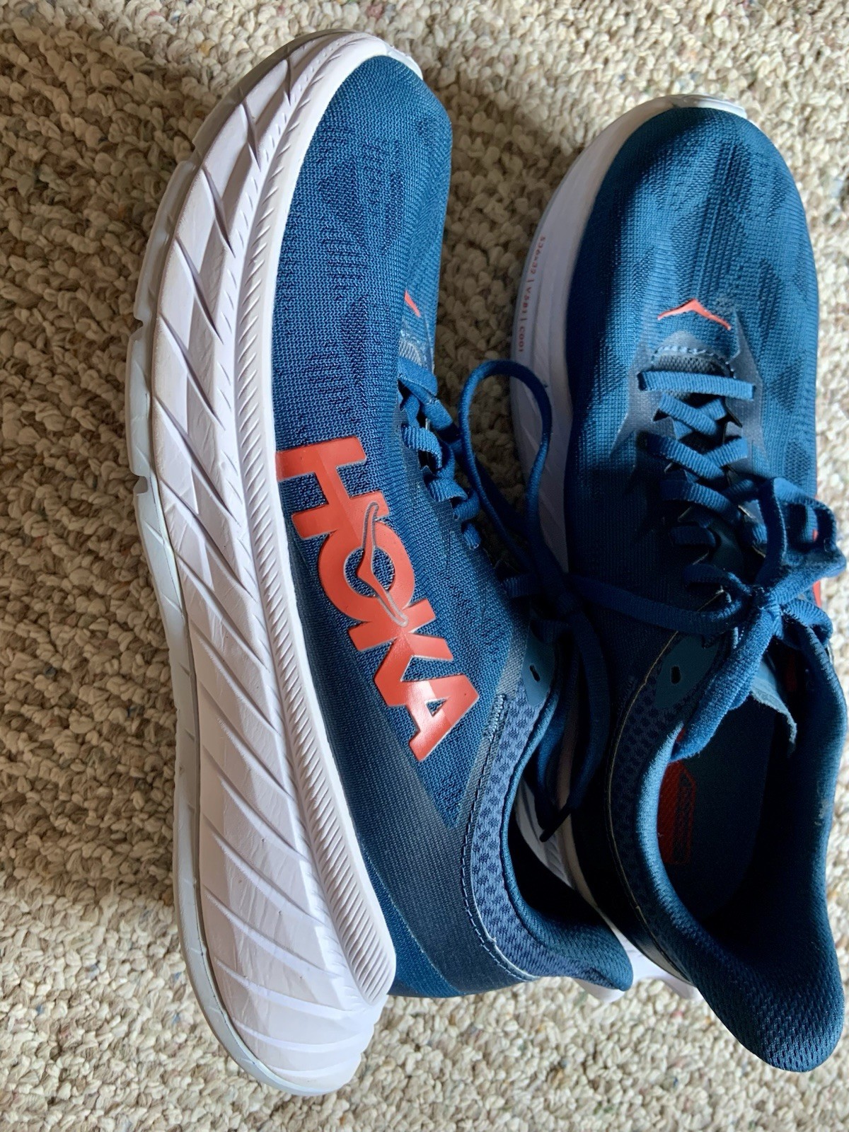 HOKA One One Carbon X 2 Running Shoes Sneakers Women’s size 8.5B blue white