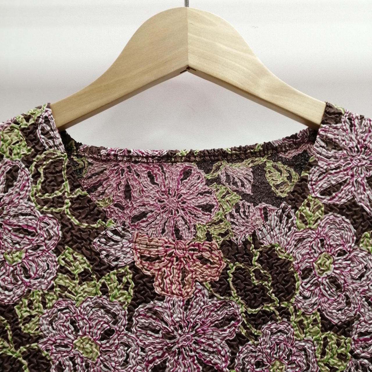 Issey Miyake HEART Floral Pattern Textile Crew Neck T-Shirt M 24in