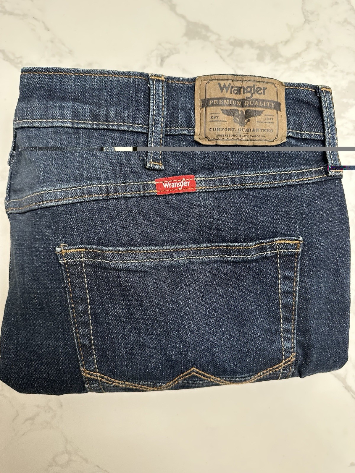 Wrangler Five Star Premium Men’s Relaxed Fit Bootcut Dark Wash Blue Jeans 40×30