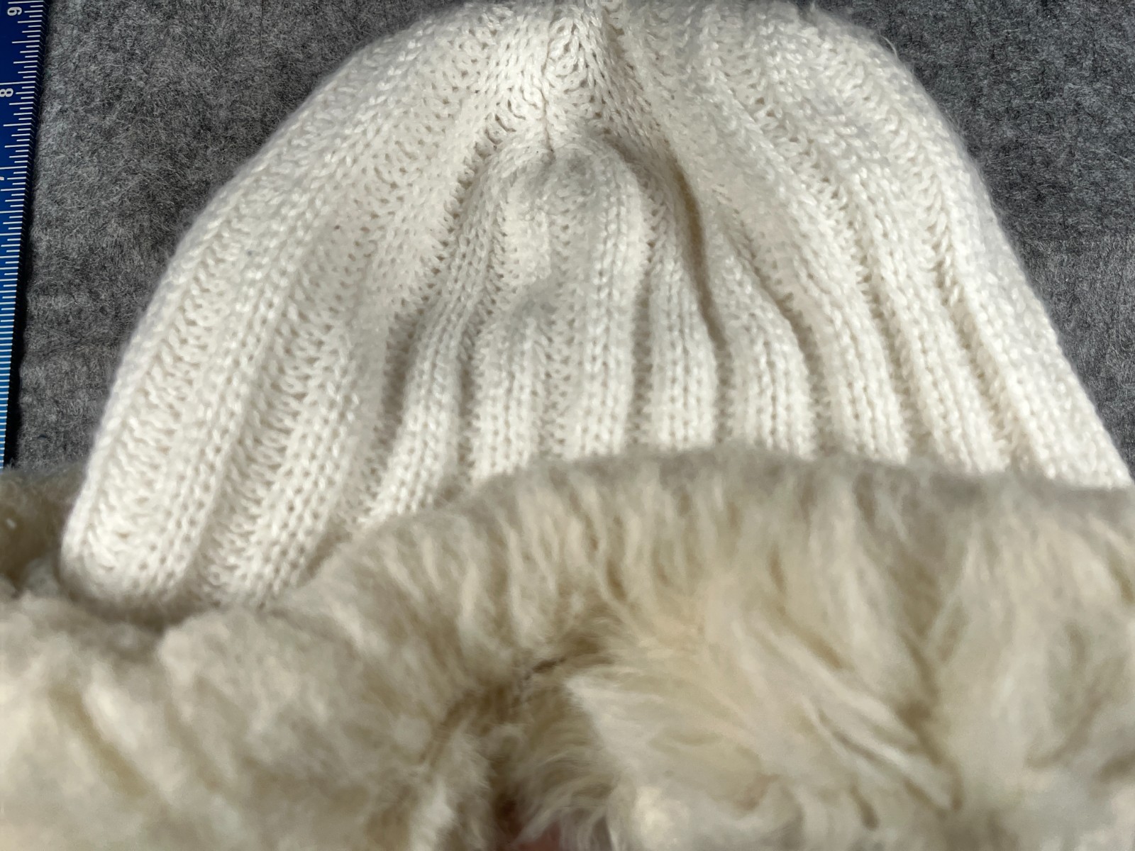 Beanie Toque Women One Size Knit White Acrylic Poly Faux Fur Trim Ski Fluffy