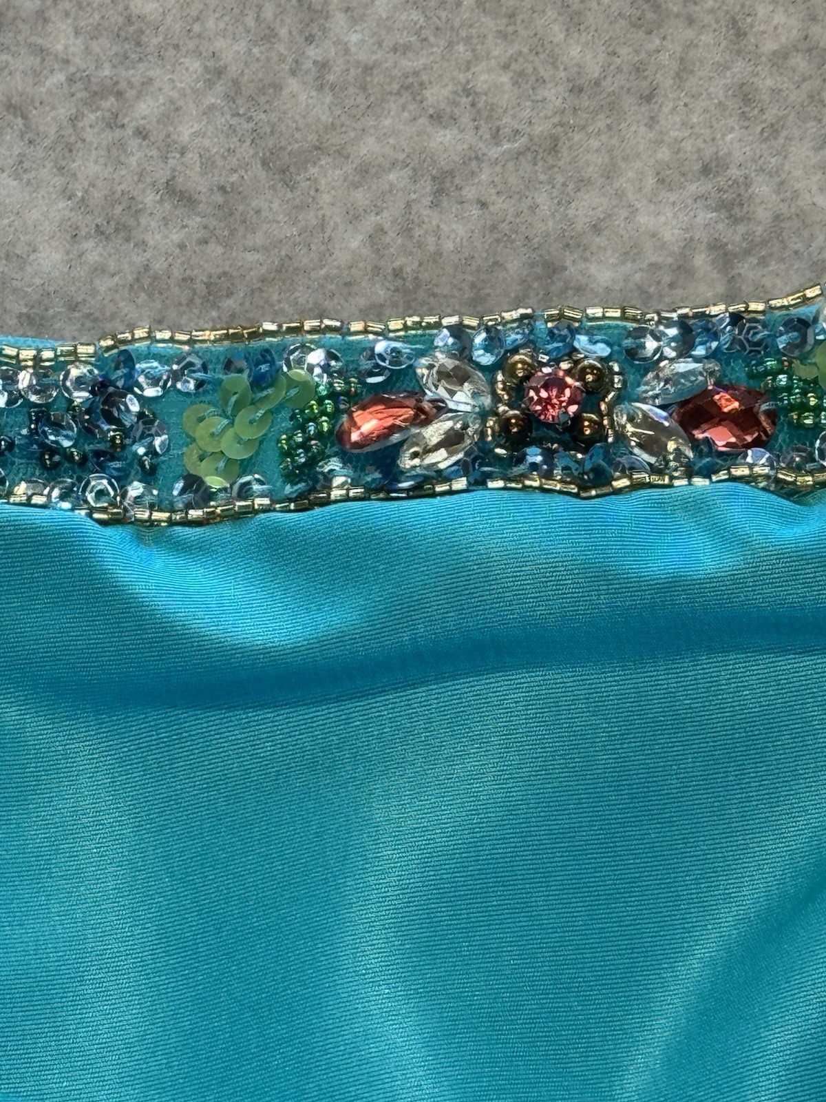 Sherri Hill Aqua Beaded Sequin Mermaid Gown V-Neck two-piece Long Formal 4
