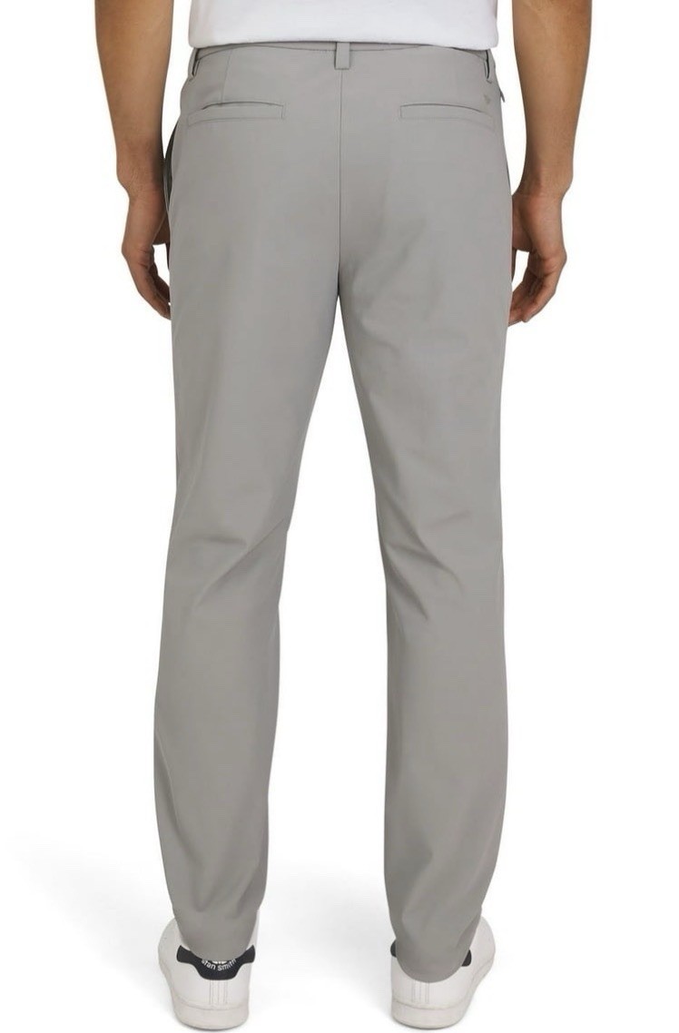 Dockers Men’s Tech Chino Pants Size 34 x 30 Grey NEW