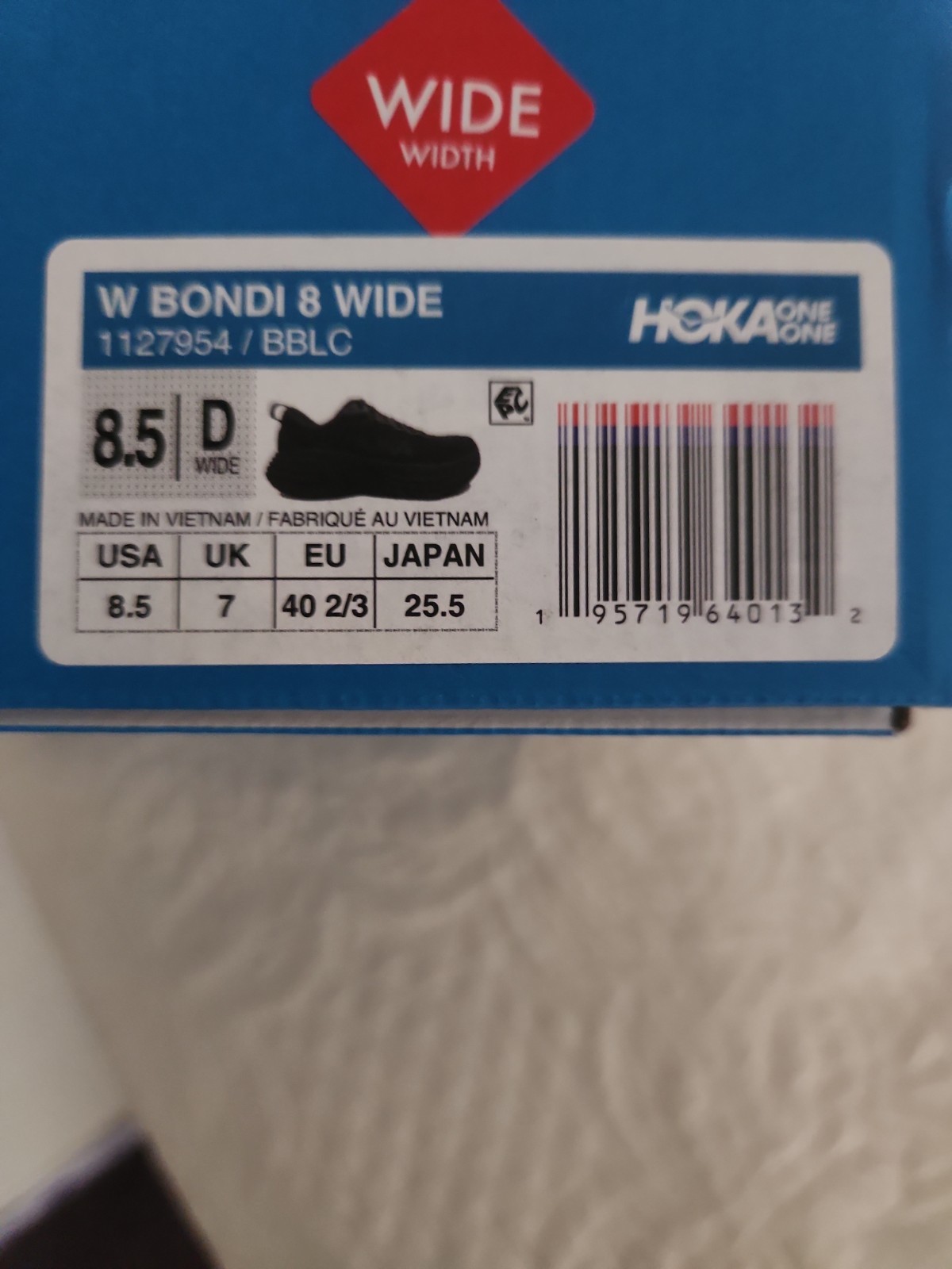 Hoka One One Bondi 8 Women’s Running Sneakers Size 8.5 D Wide, Black/White