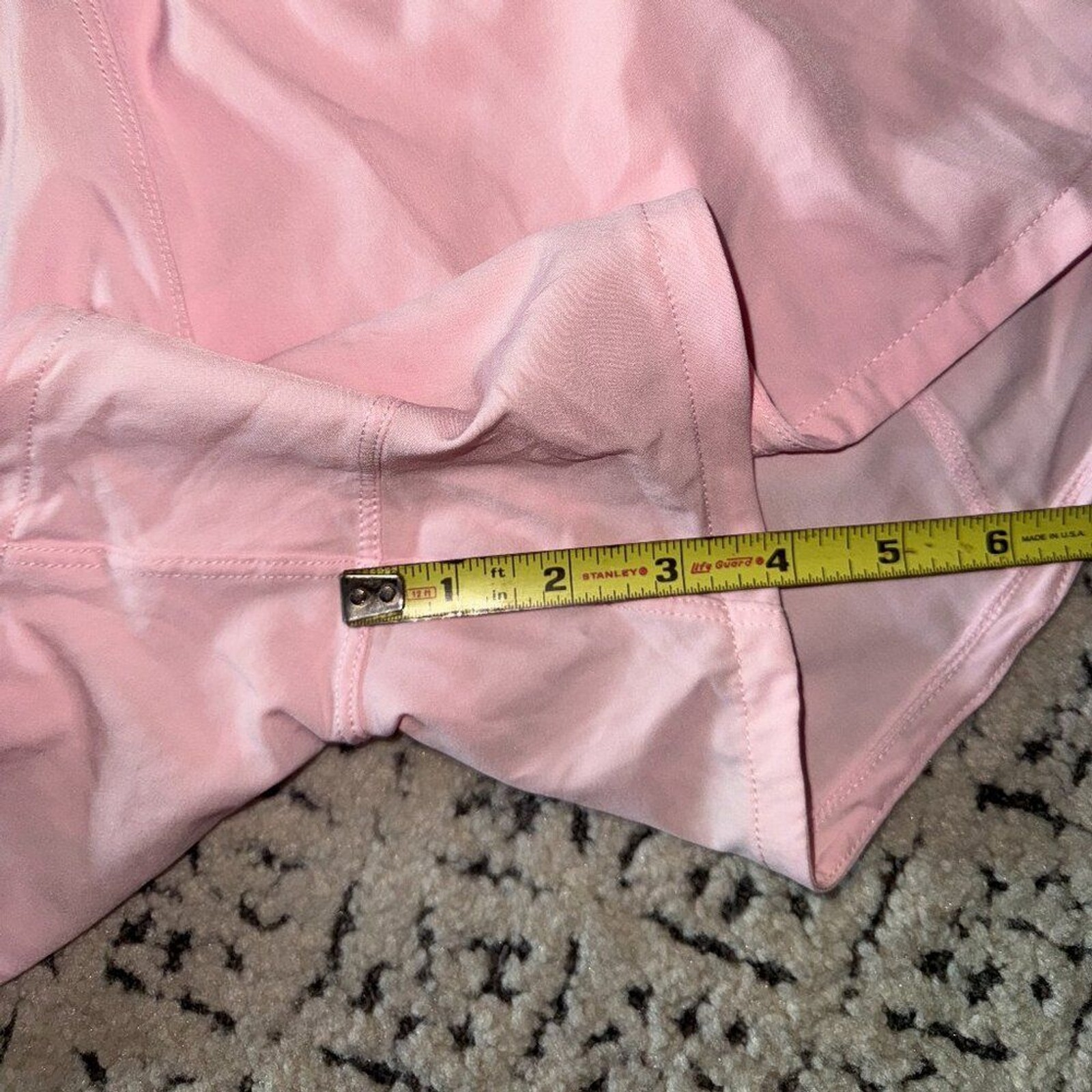 GYM Rainbow Women’s High Waisted Running Shorts NWOT size Medium Pink
