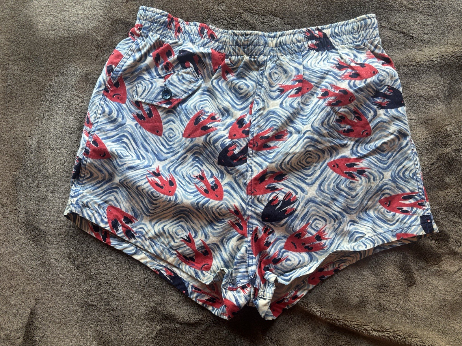 1950s Vintage Men’s Swimsuit Van Heusen fish design 32 Good Condition