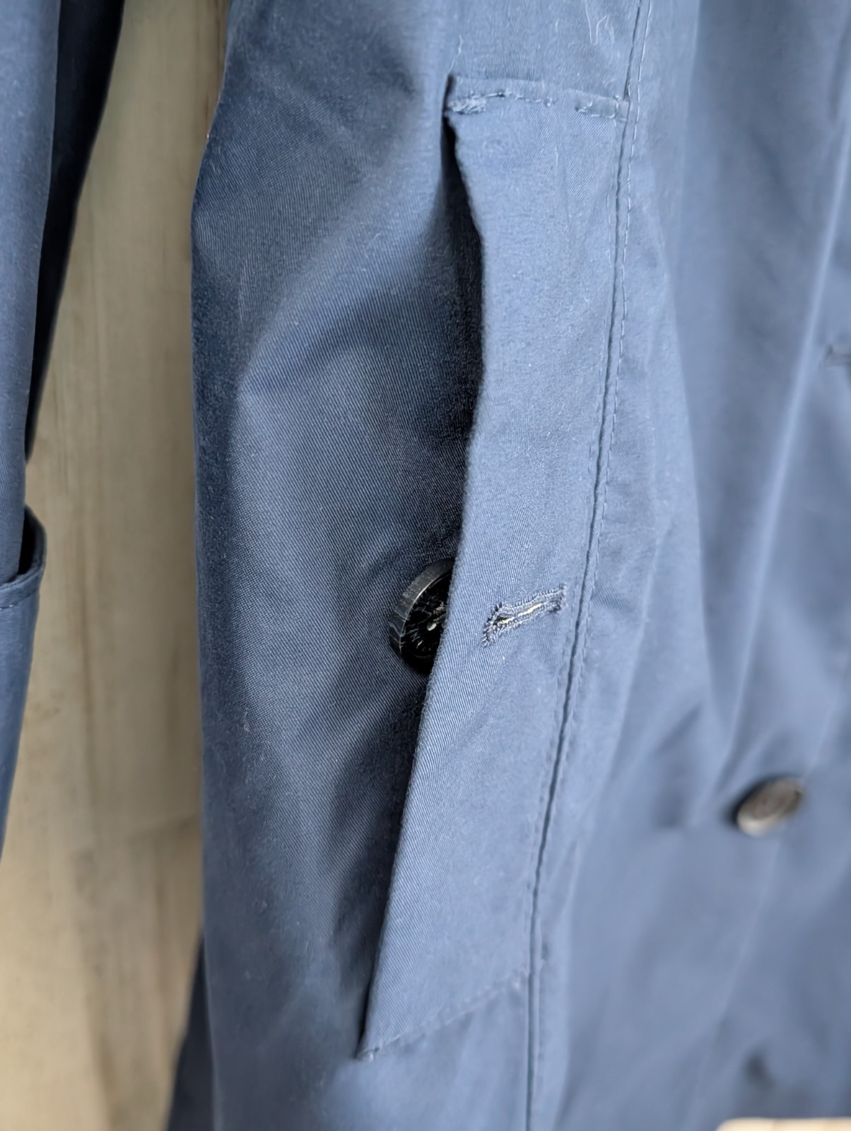Lands End Long Rain Trench Overcoat Womans L Navy Blue Lined Pockets All Seasons