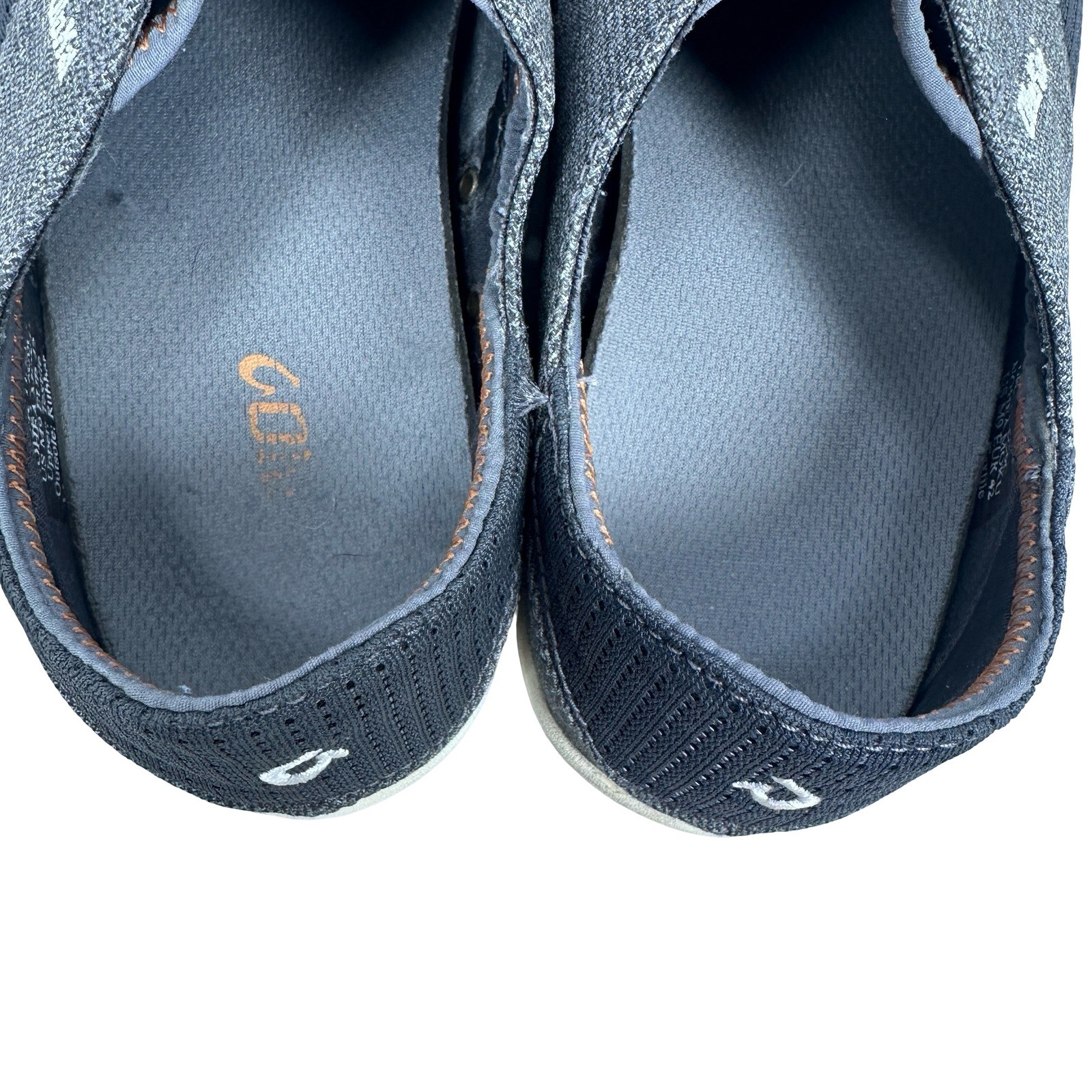 OluKai Nohea Moku Men’s Size 9 Dark Blue Textile Slip-On Sneakers