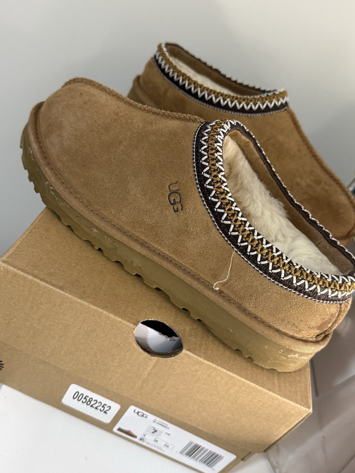 UGG Tasman II Women’s Brown Suede Lined Slip-On Slippers US 7