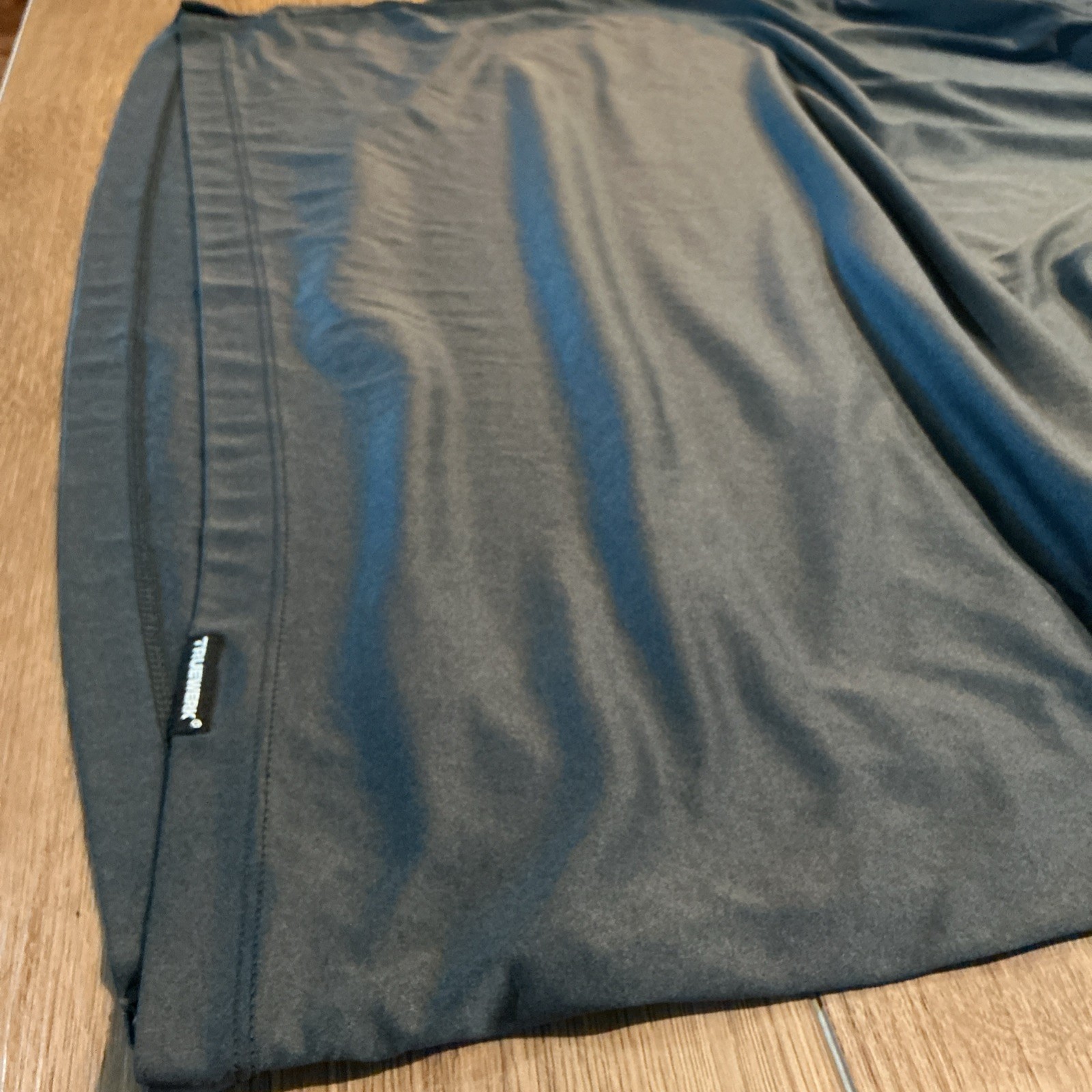 Truewerk B1 Sun Hoodie Mens XL Gray Lightweight Moisture Wicking Pullover