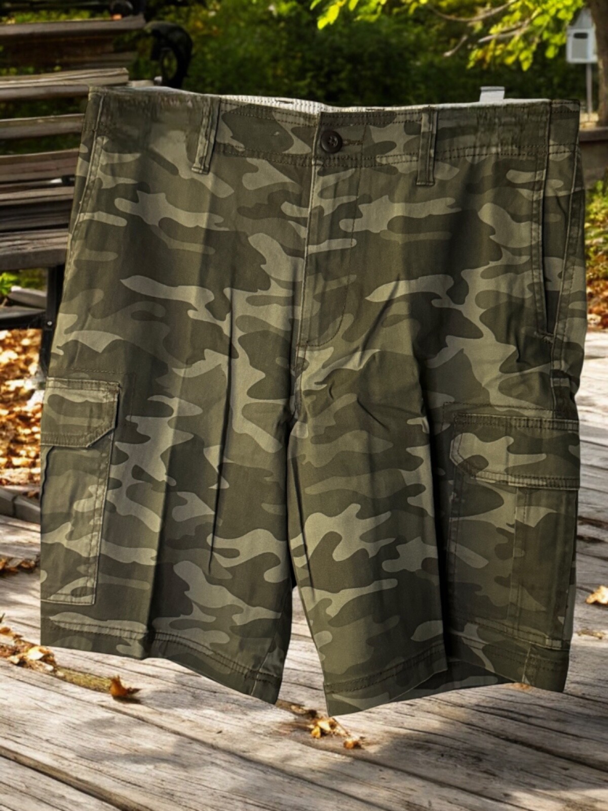 George At The Knee Cargo Shorts Green Camouflage 6 Pockets Size 42 In 9” Inseam