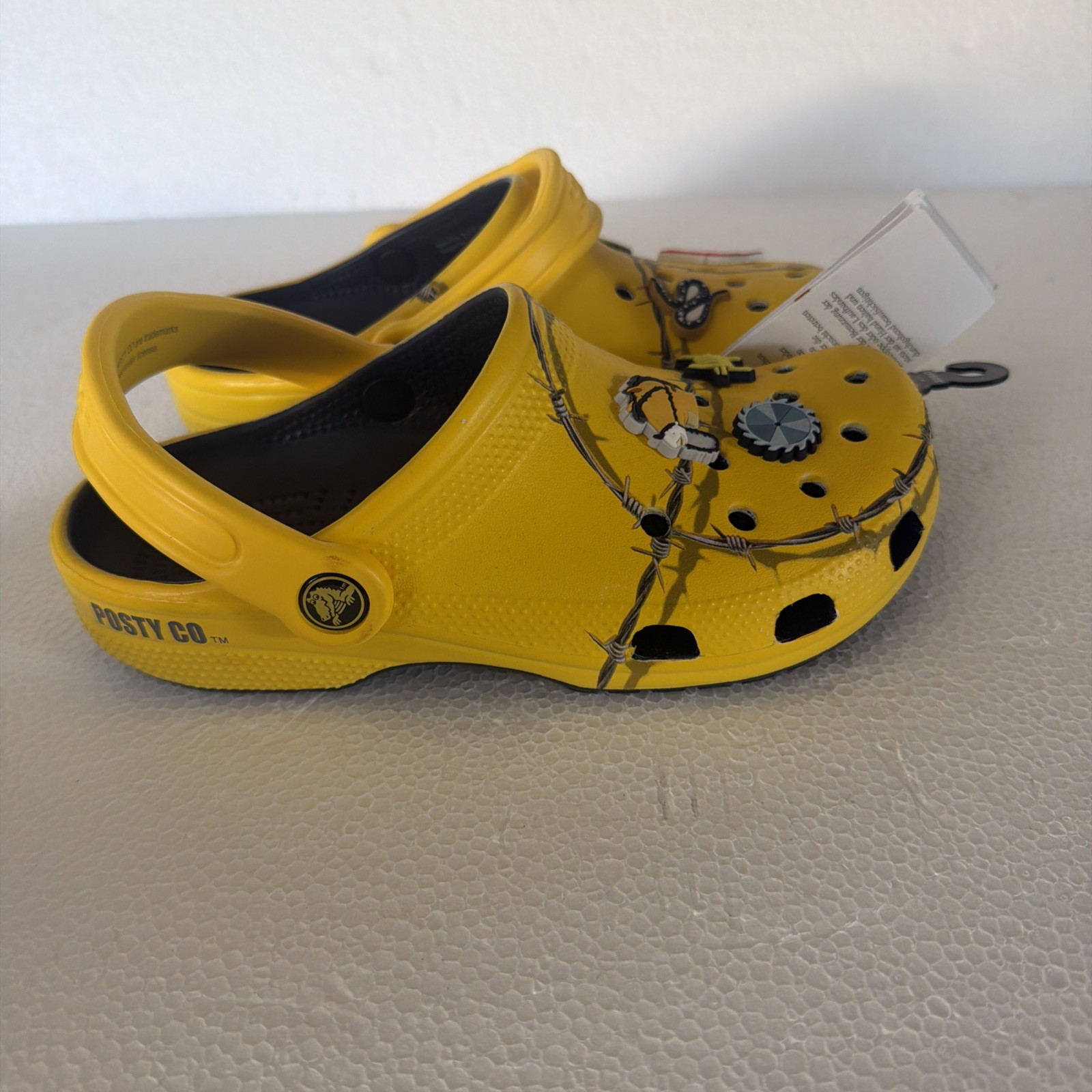 Post Malone Barbed Wire Crocs Yellow w/ Jibbitz Size Men 4 Women 6 Posty X 2019