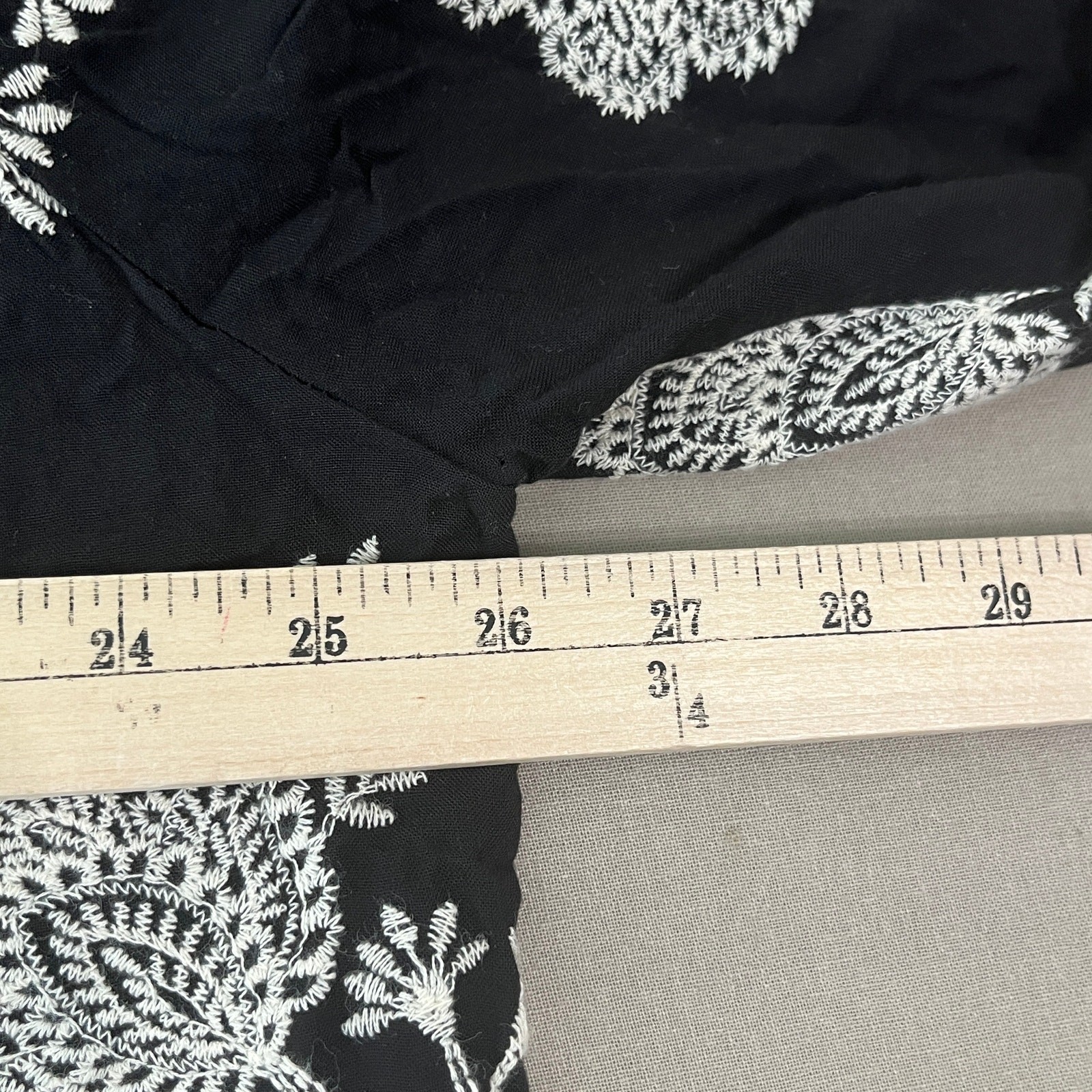 Karen Kane Top Womens Size 2X Black Embroidered V-Neck Boho Office Work Casual