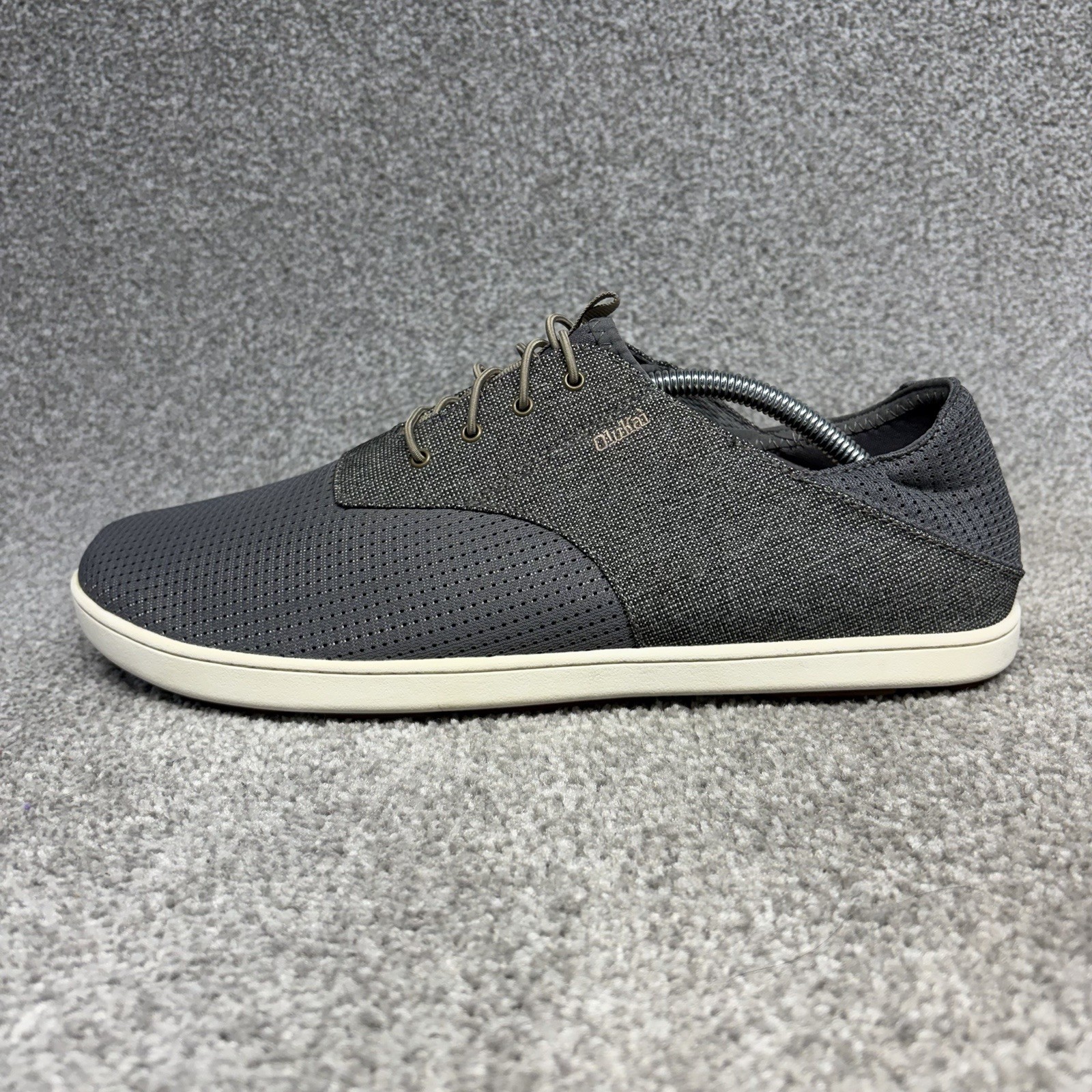 Olukai Nohea Moku Men’s Size 12 Grey White Casual Shoes Slip On Comfort Outdoors