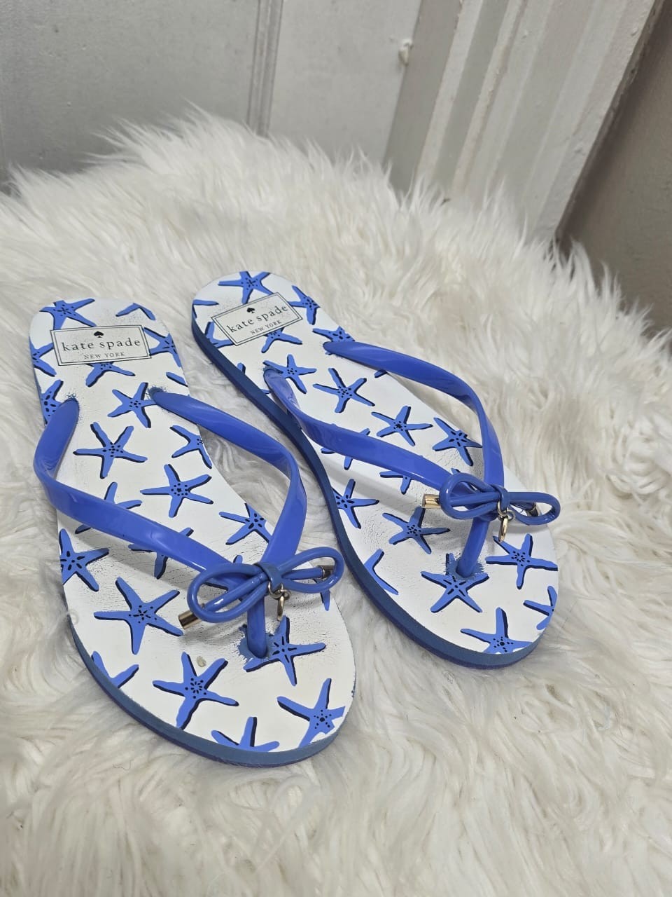 kate spade new york Flip Flop Low (1-1.9 in) Heel Height Sandals for Women Sz 7M