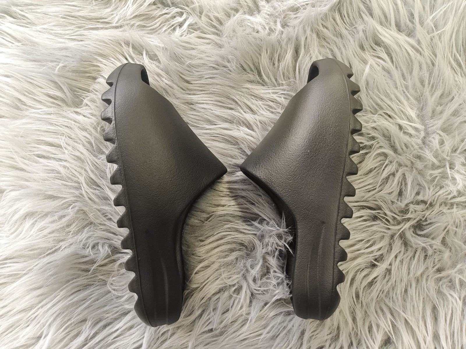 Yeezy Slide YZY YS-01 Black AUTHENTIC NEW 100% Authentic Sizes 6-12