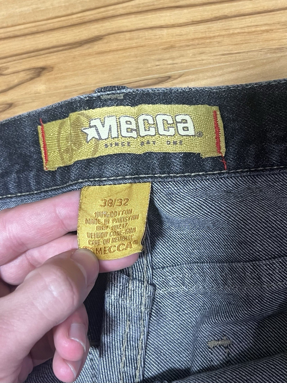 Mecca Men’s Black Dark Wash Relaxed Fit Cotton Denim Jeans Cargo Pockets