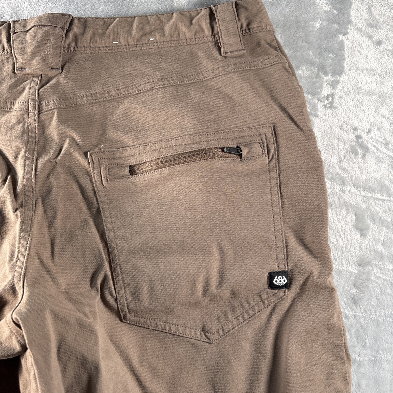 686 Everywhere Shorts Mens 32 Brown Chino Athleisure Performance Hybrid Gorpcore