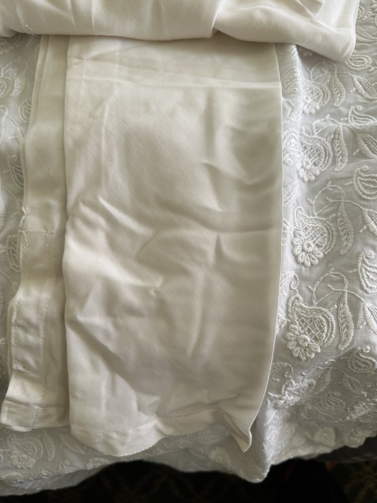 Preowned Chickankari Kurti White—Top And Bottom