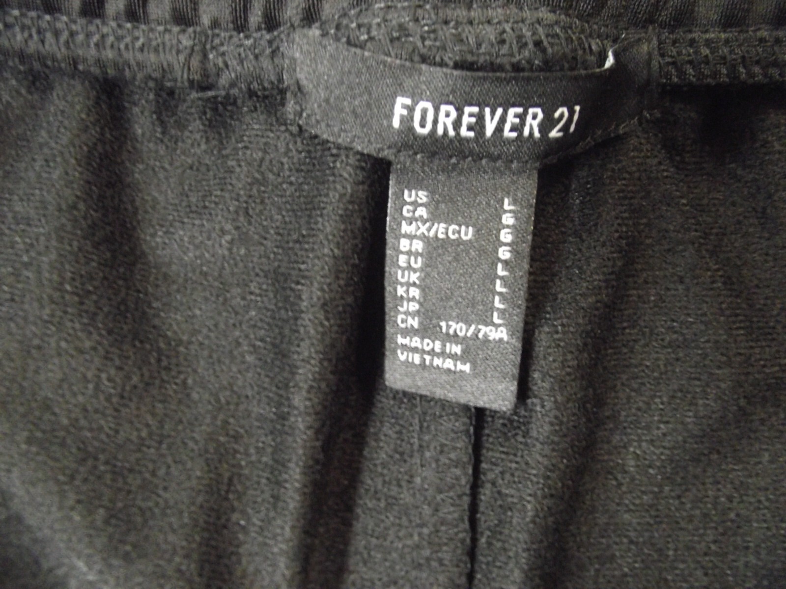 JR’S CHECKERED PANTS~ SIZE L~ NWT!