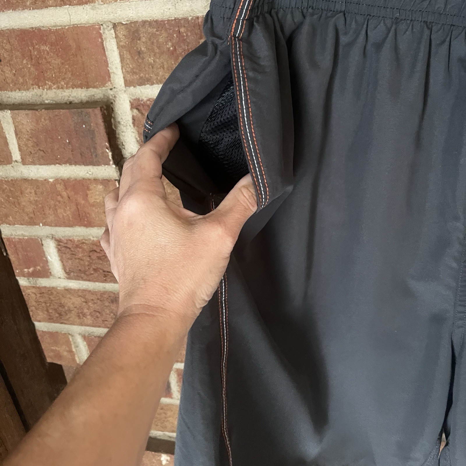 Nike Men XXL Core Volley 9″ Cargo Swim Trunks Mesh Liner Charcoal Grey Orange
