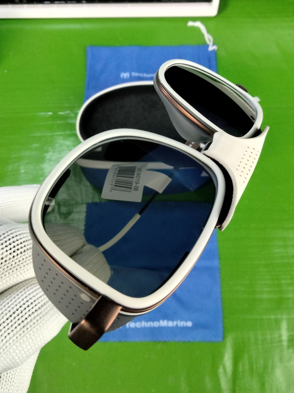 TechnoMarine Unisex Polarized Sunglasses Silver Mirror Beige WHT Trim TR90 Frame